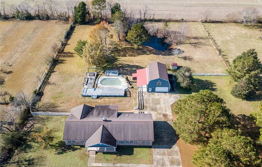 6333 Blackwater Rd, Virginia Beach, VA 23457