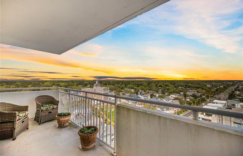 4004 Atlantic Ave, Virginia Beach, VA 23451