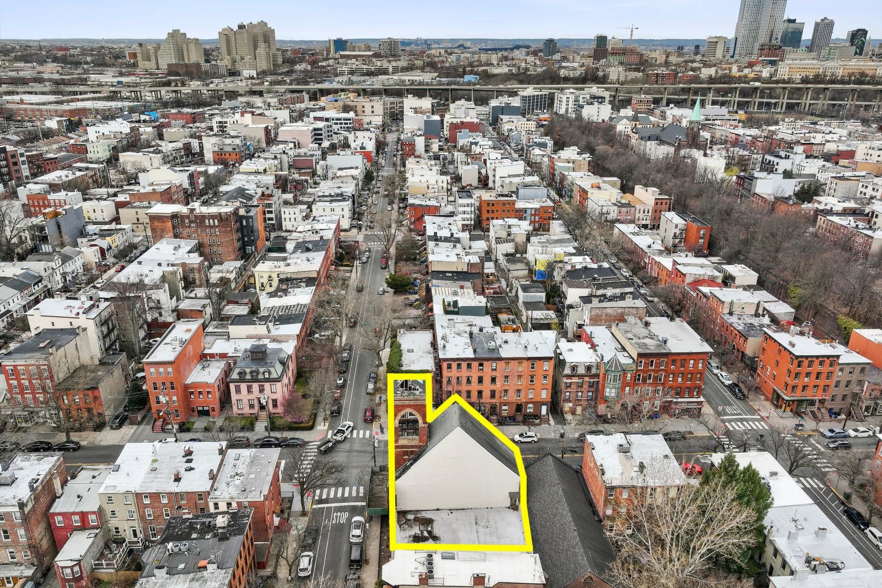 main property photo 3