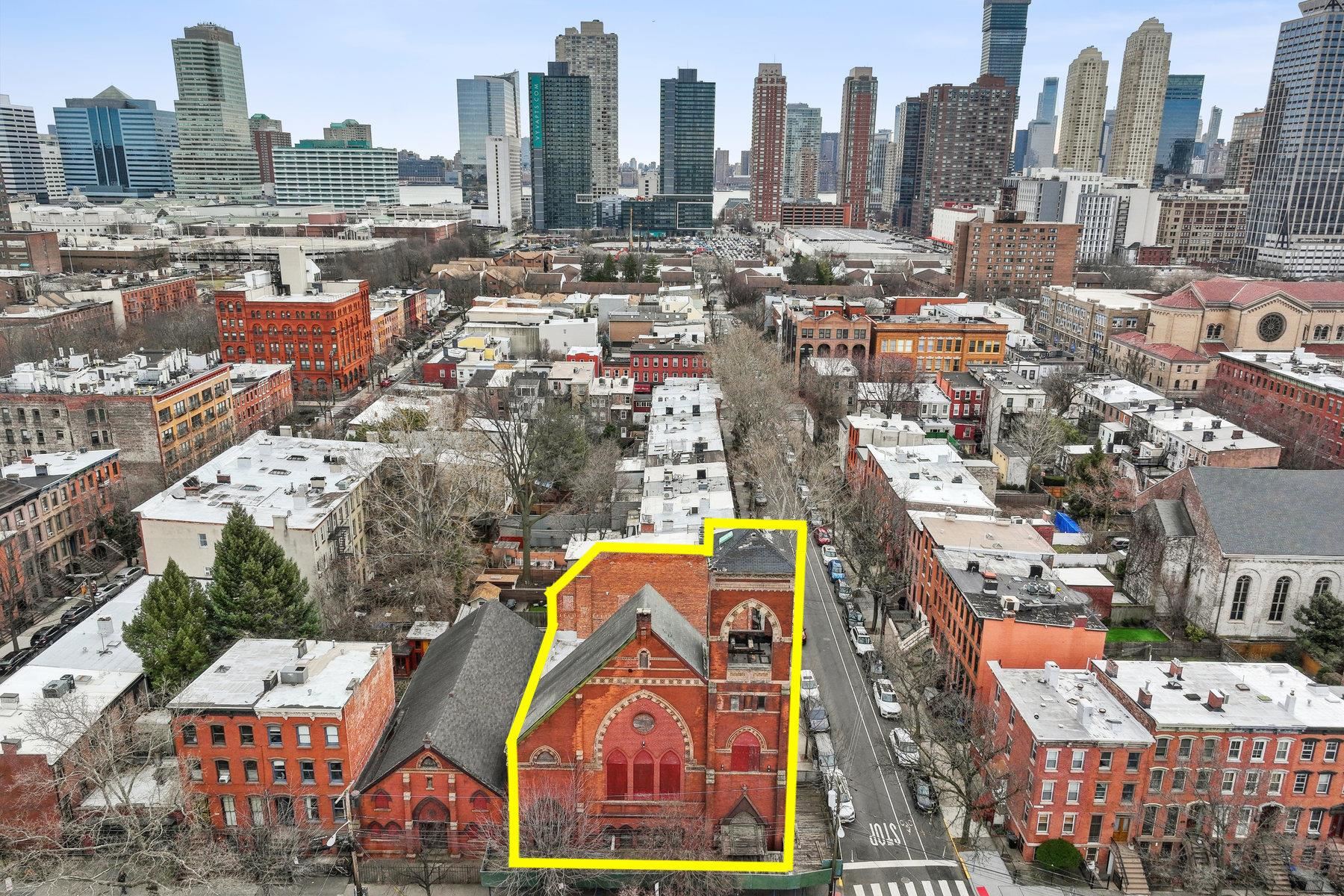 main property photo 4