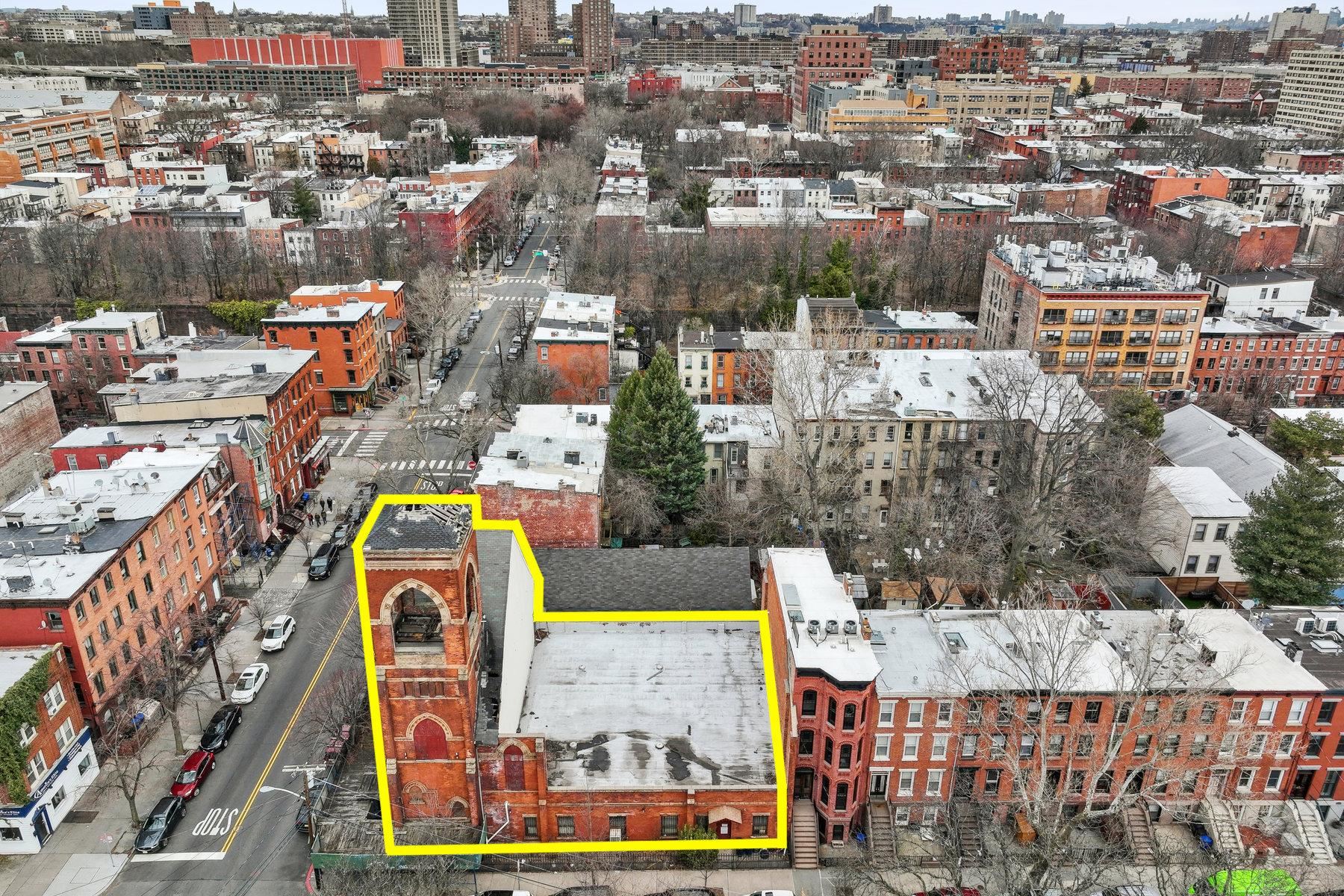 main property photo 6