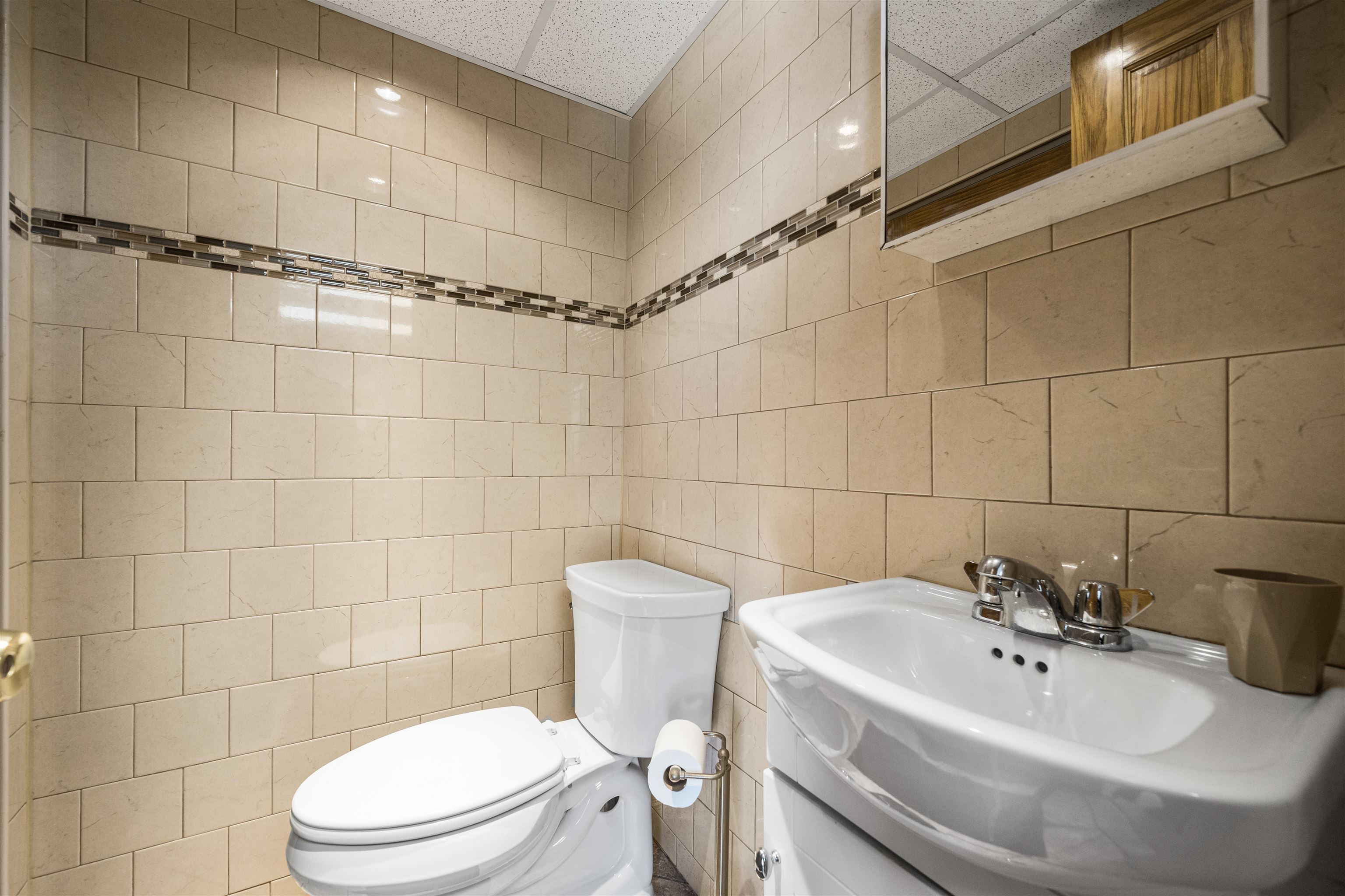 property viewer photo 2