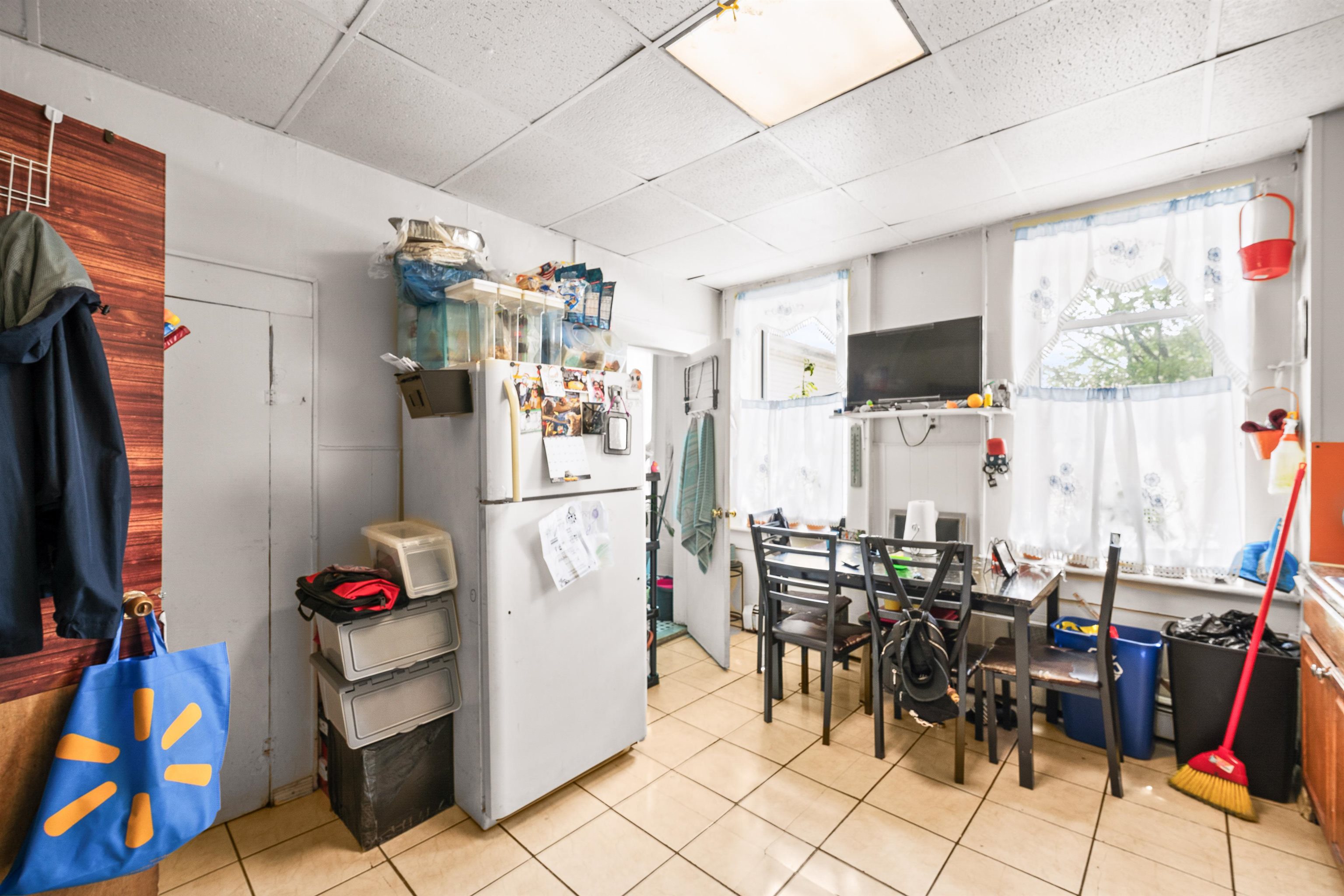 property viewer photo 13