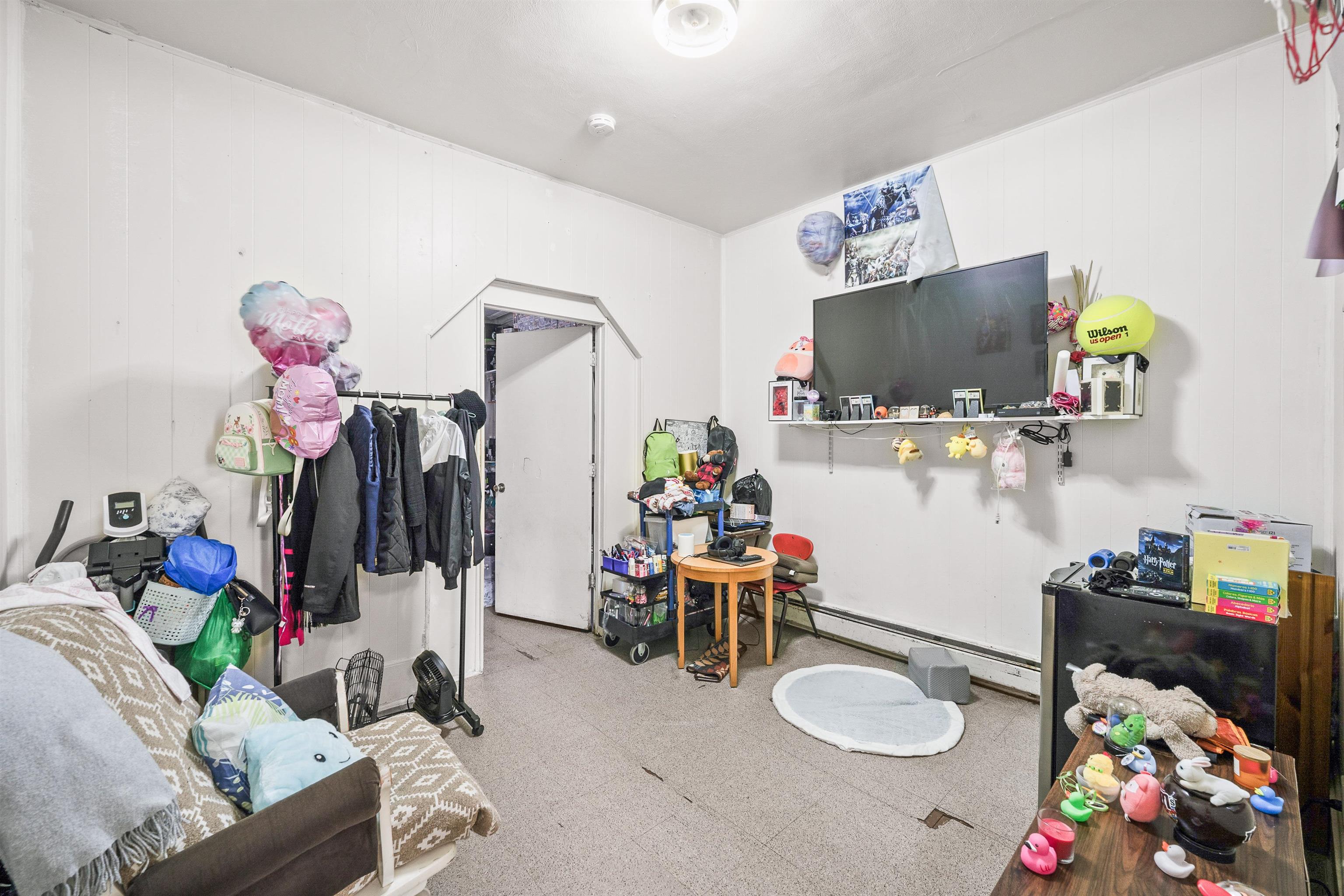 property viewer photo 16