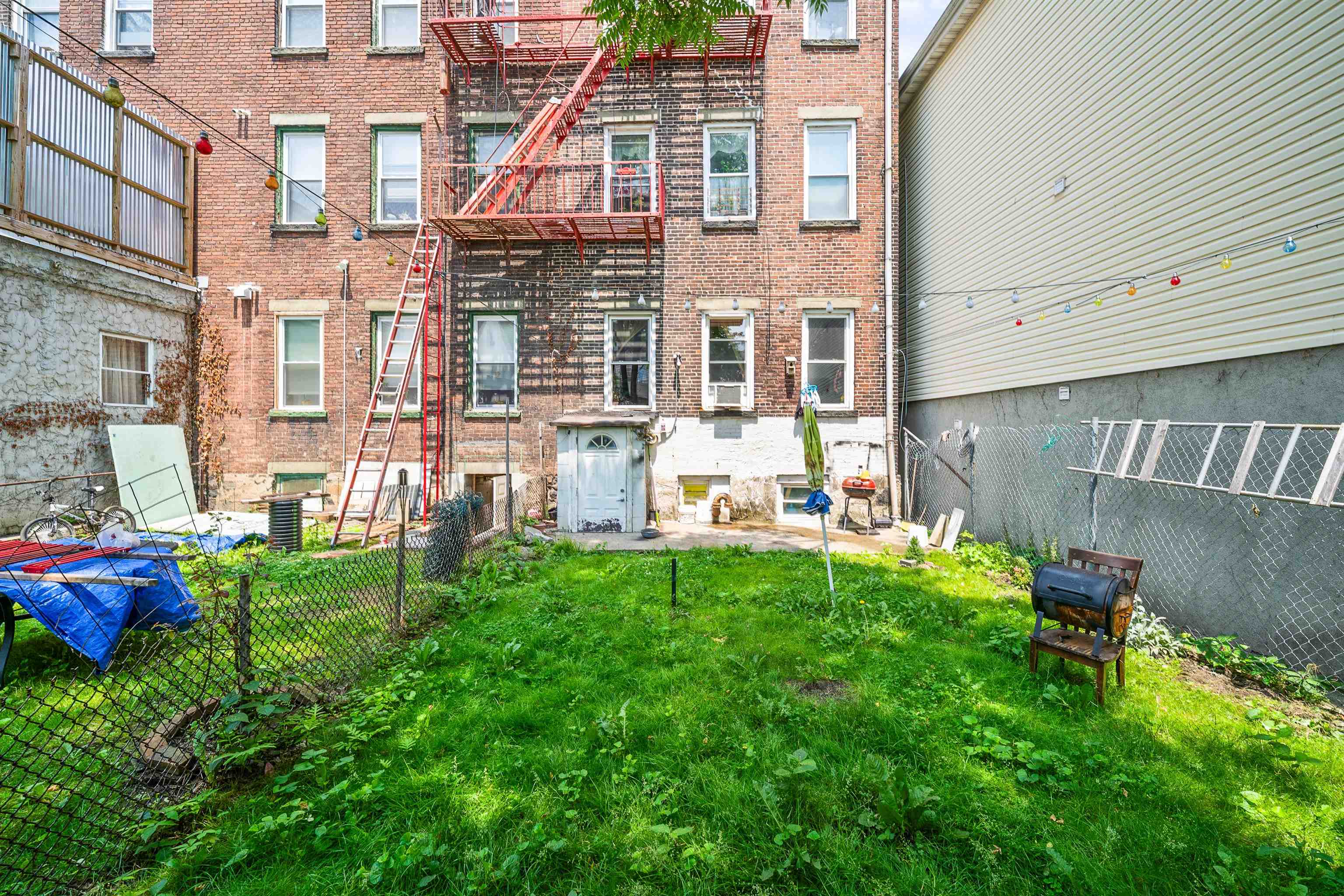 property viewer photo 2