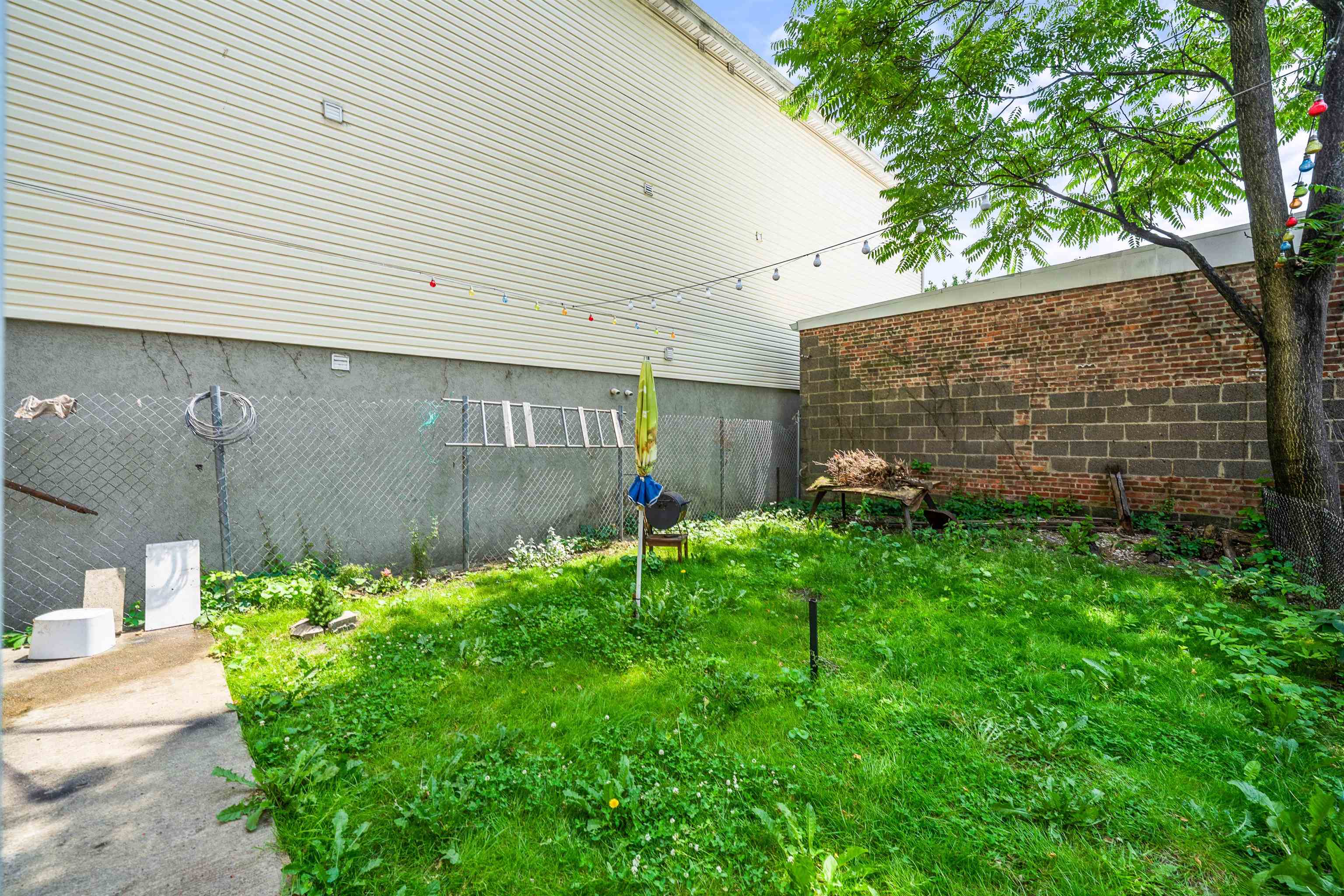 property viewer photo 22