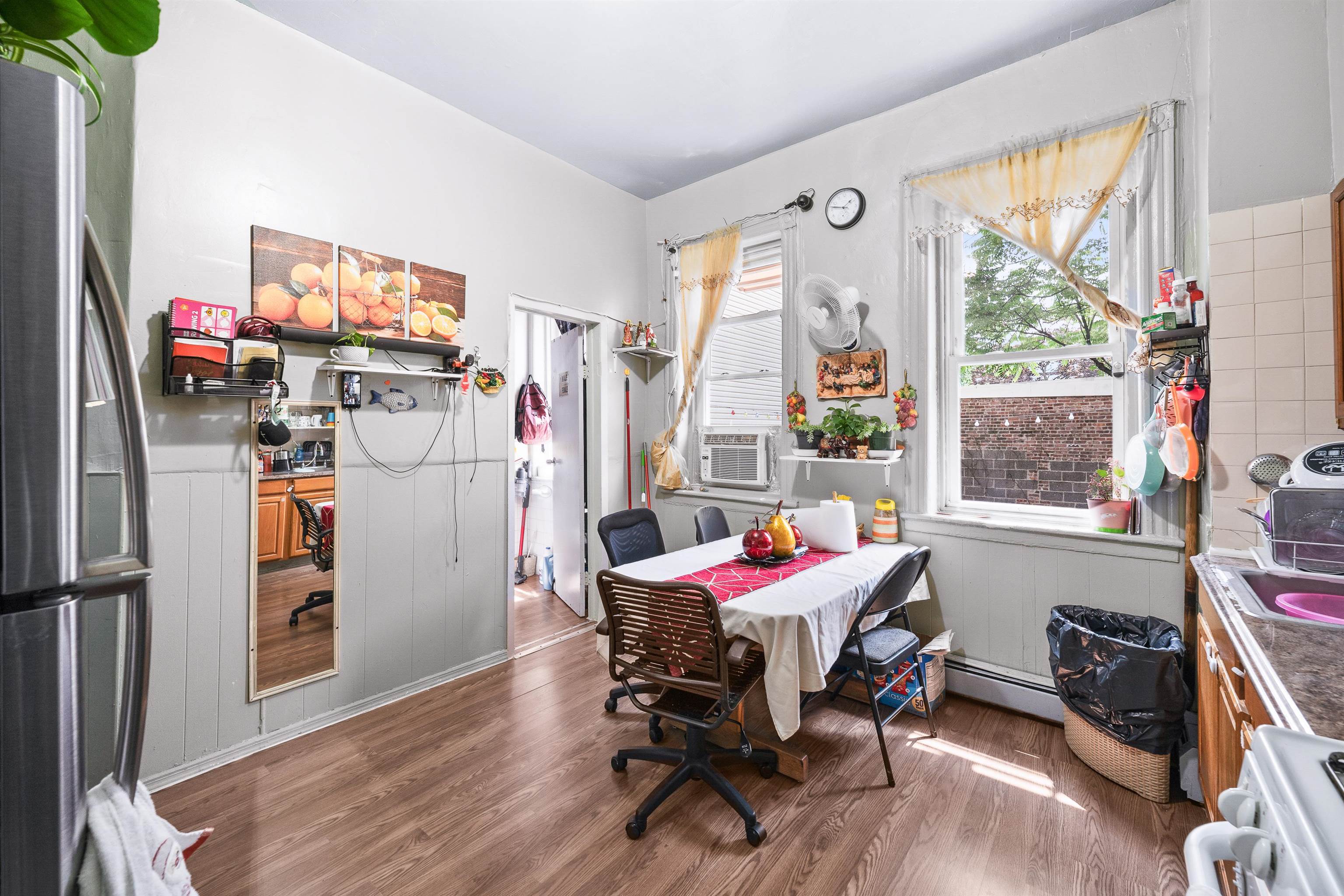 property viewer photo 8