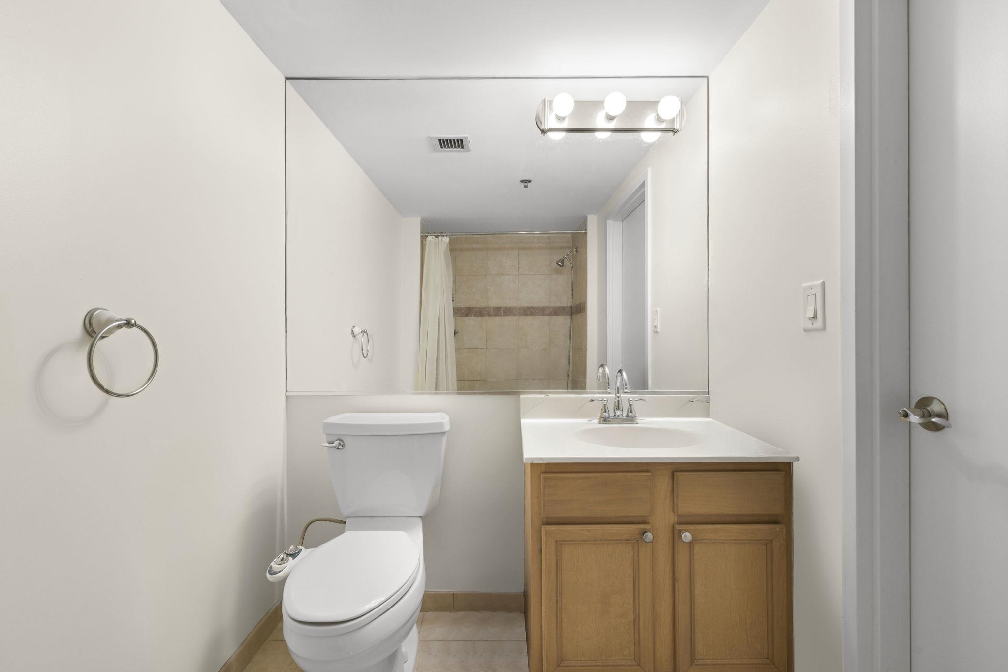 property viewer photo 16