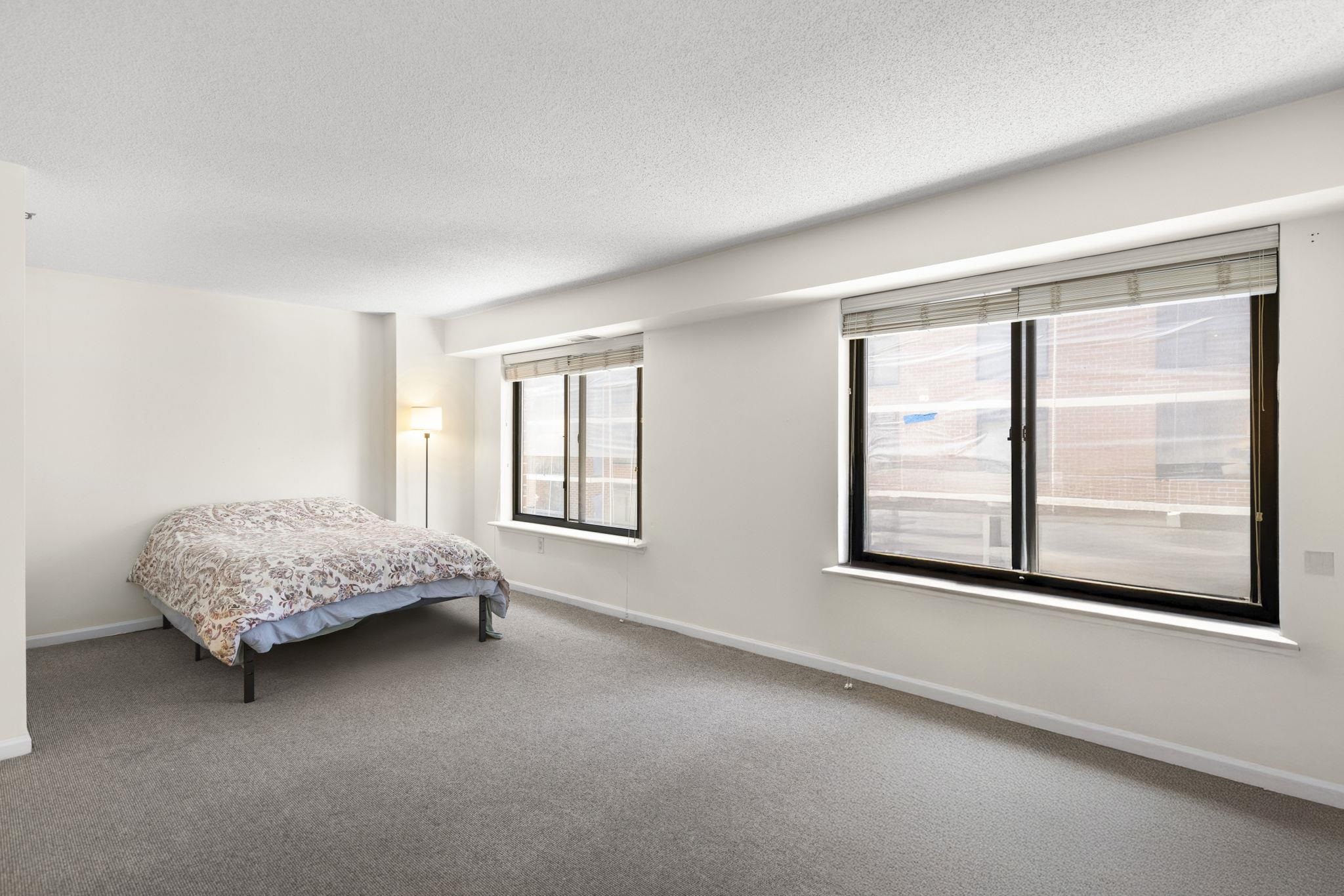 property viewer photo 7