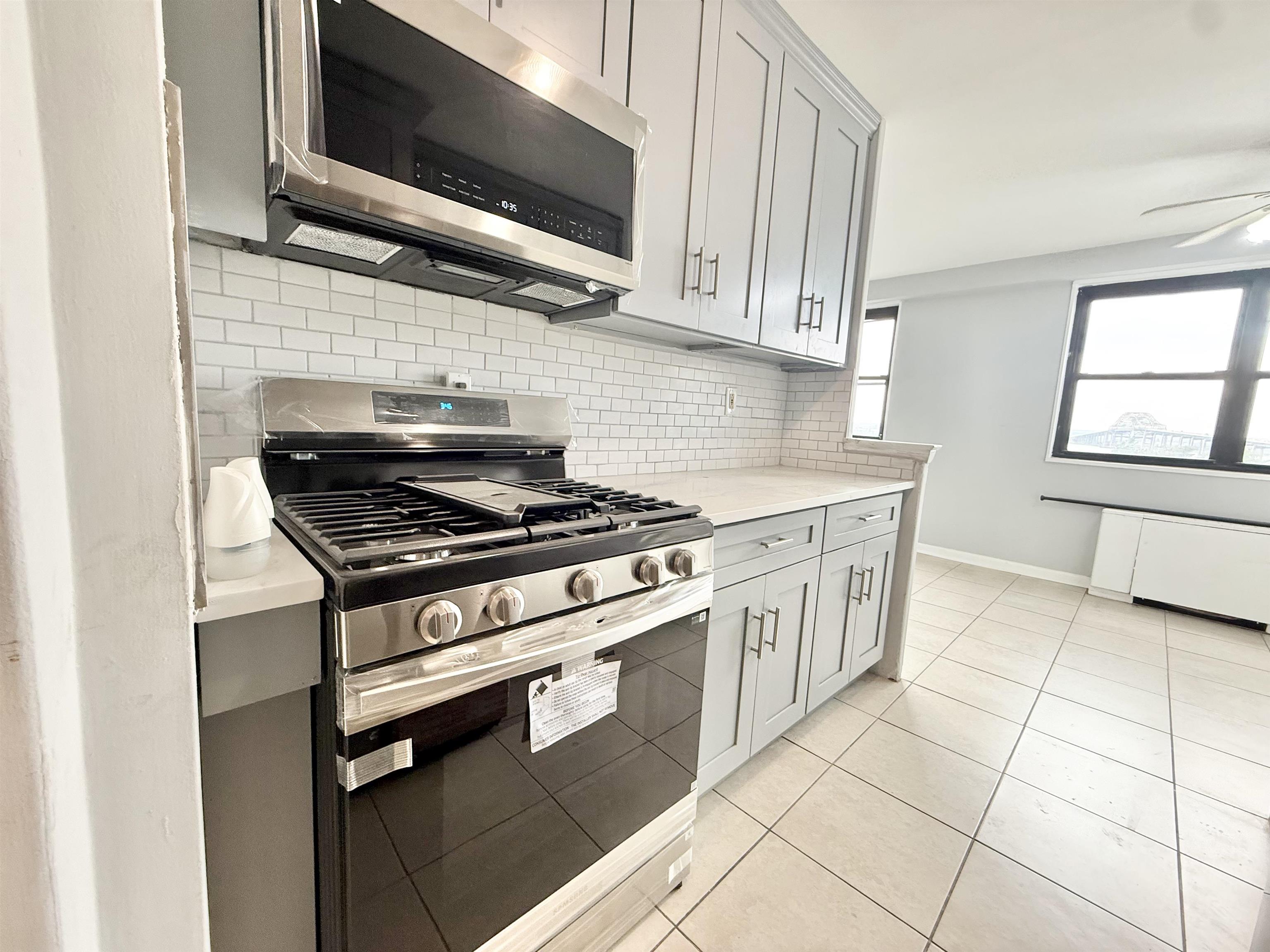 property viewer photo 6