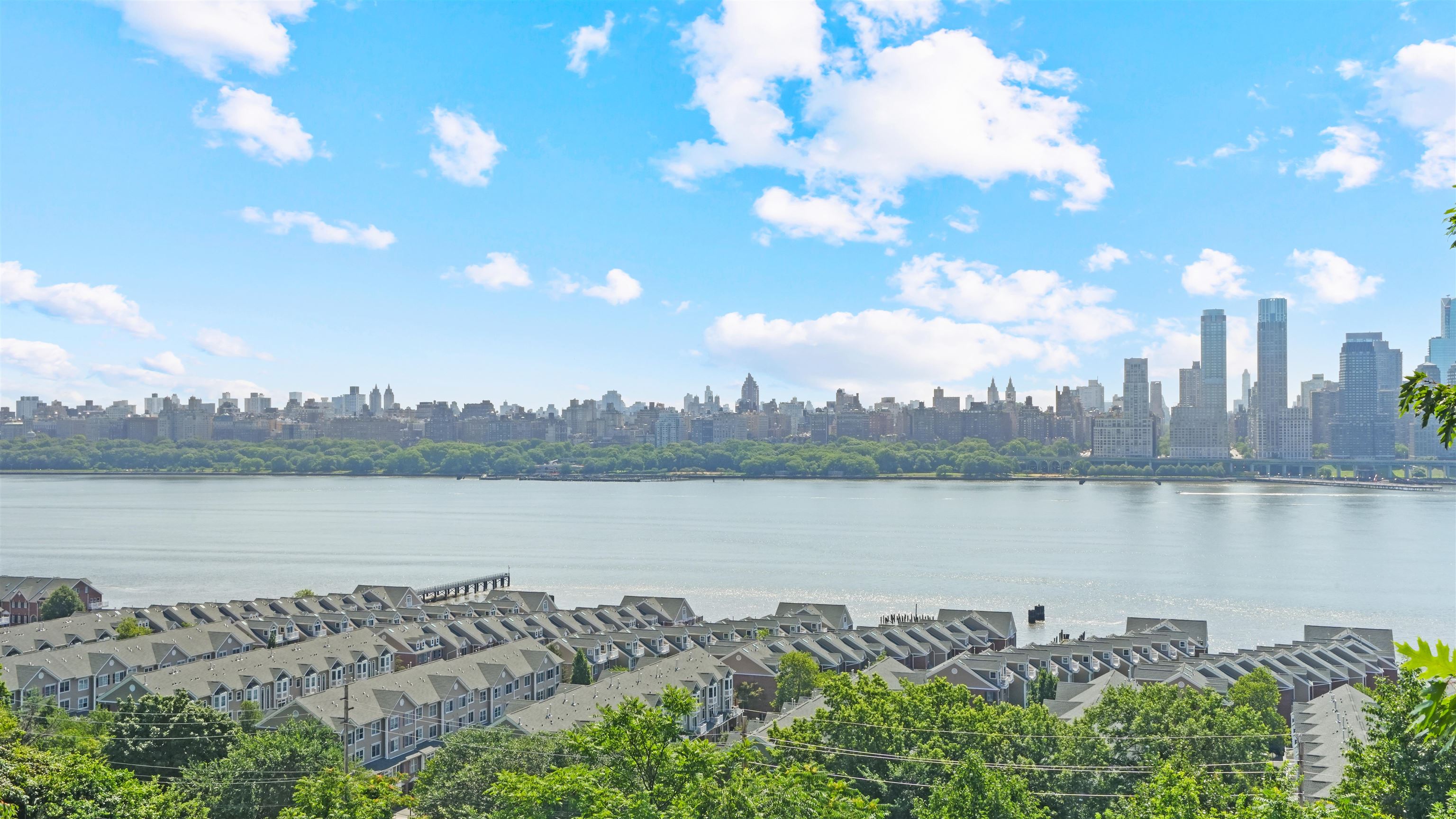 property viewer photo 2