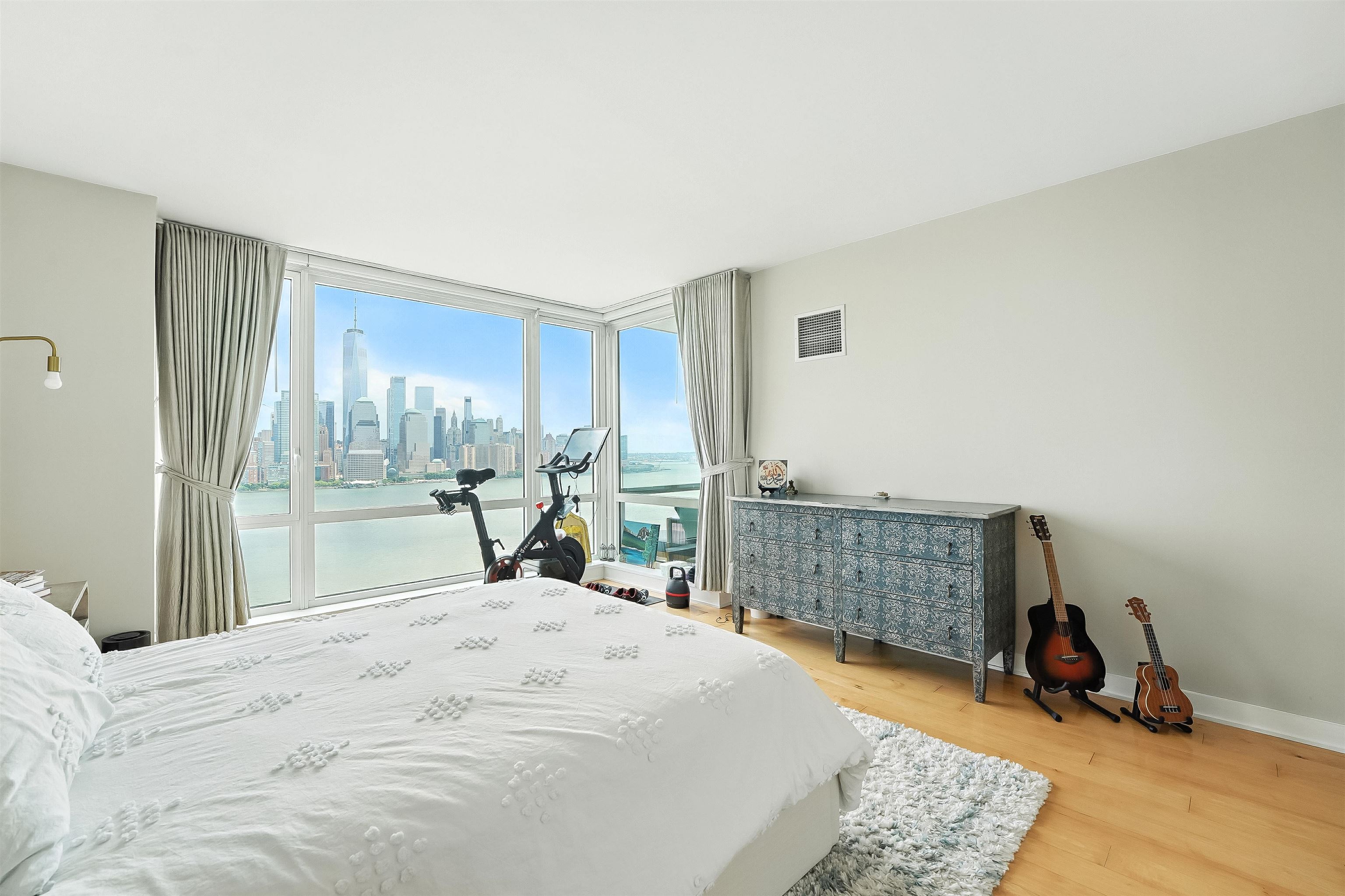 property viewer photo 17