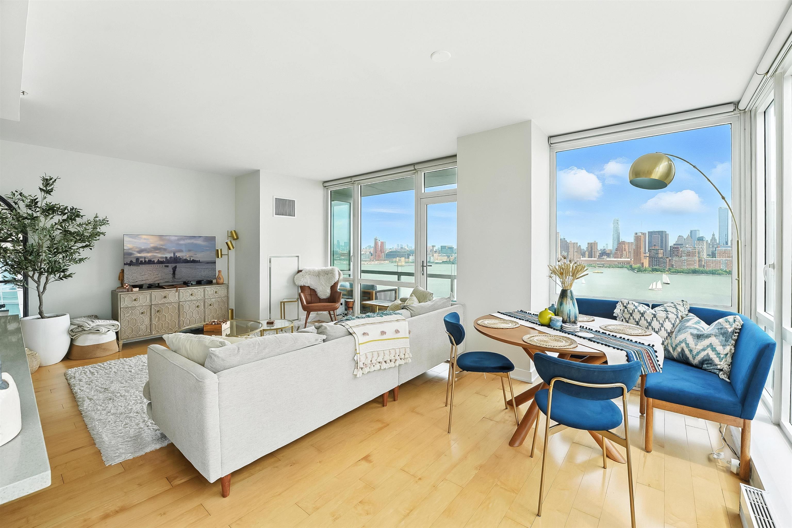 property viewer photo 2
