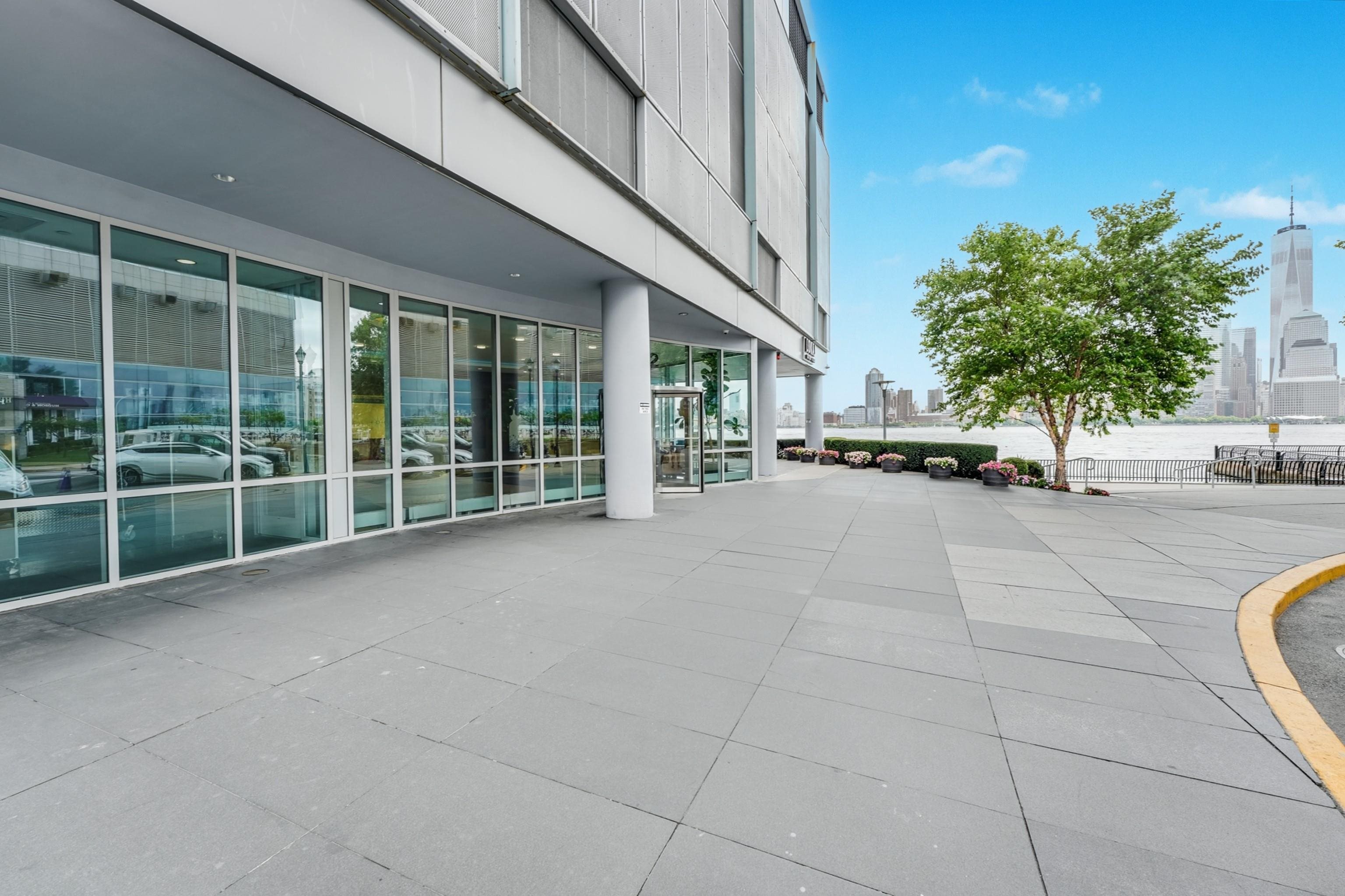 property viewer photo 24