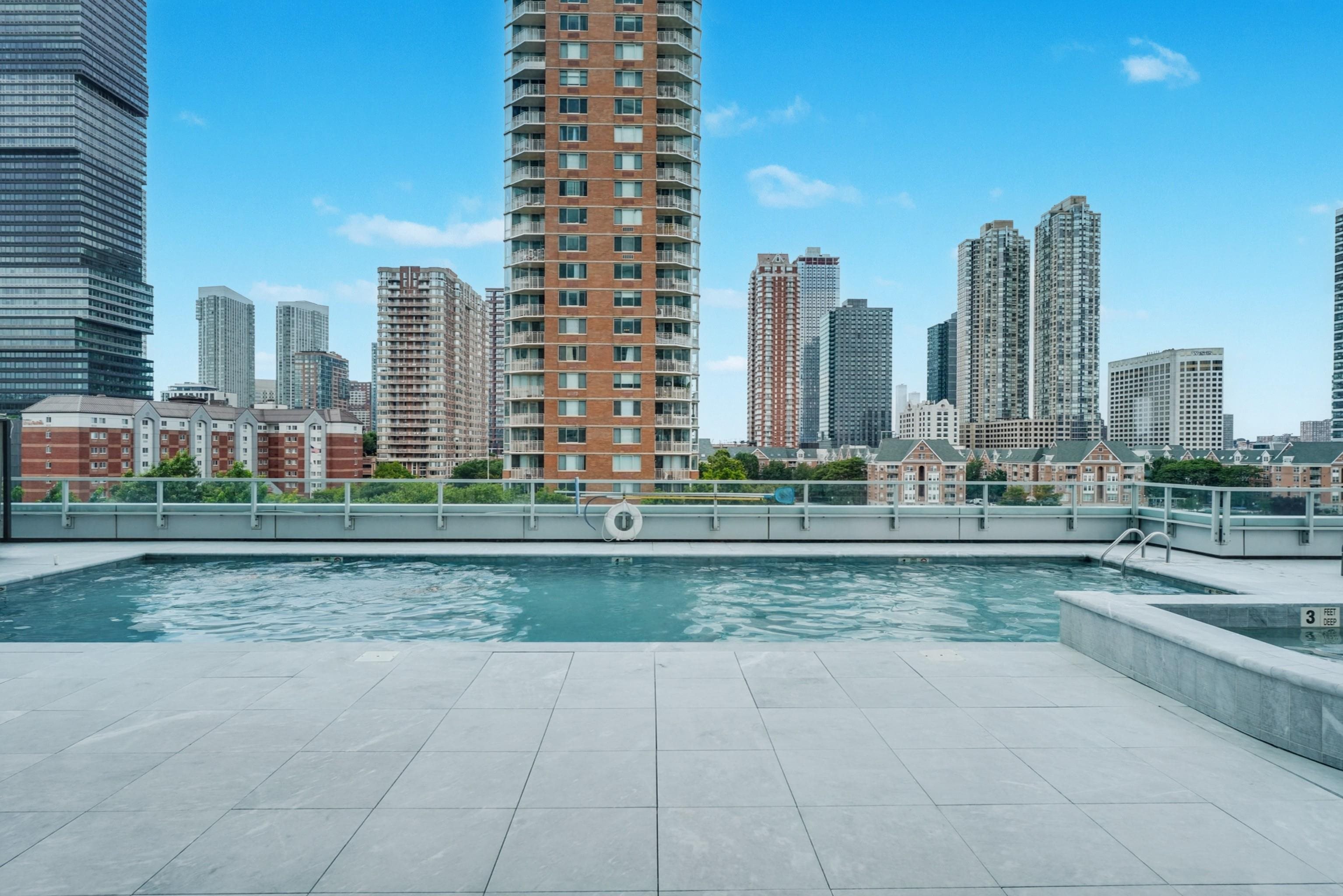 property viewer photo 31