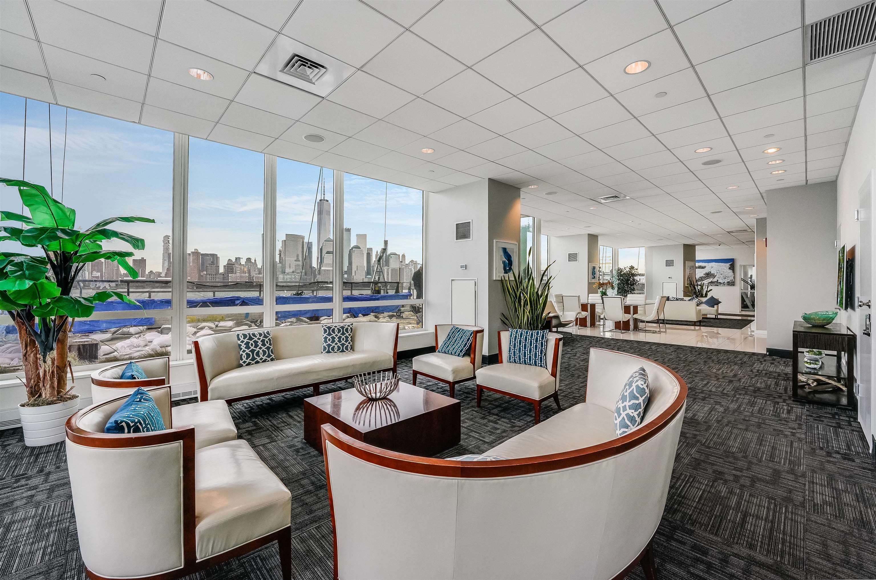 property viewer photo 40
