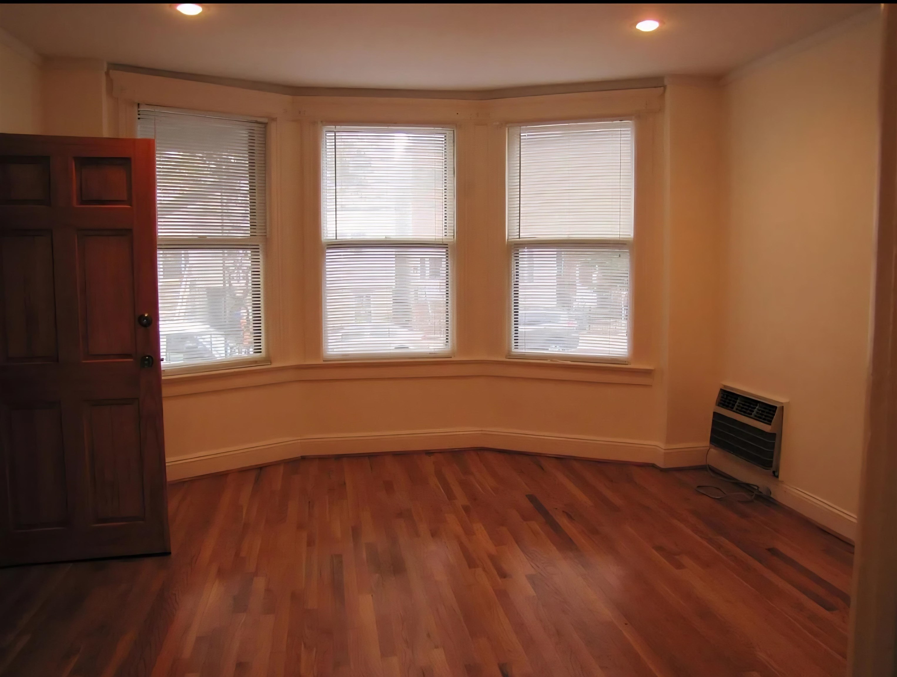 property viewer photo 2