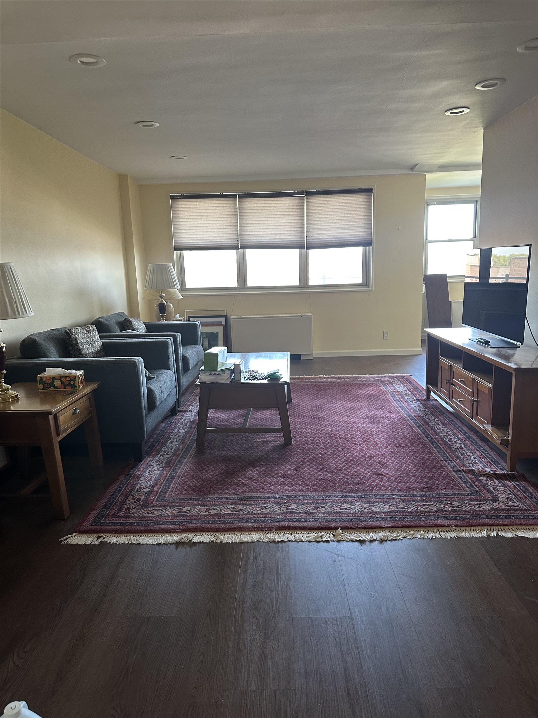 property viewer photo 10