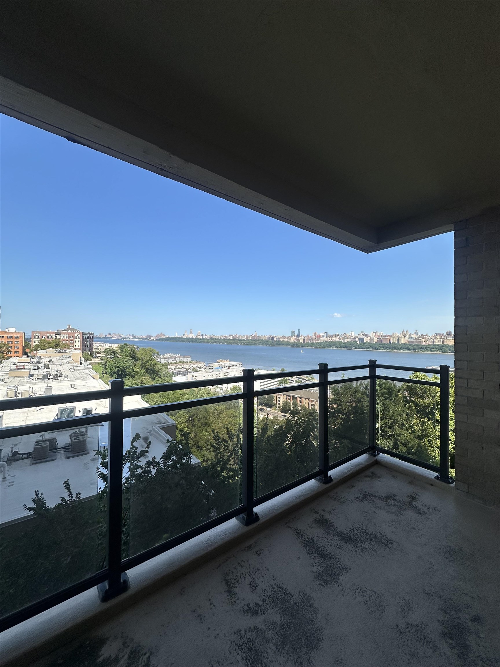 property viewer photo 4