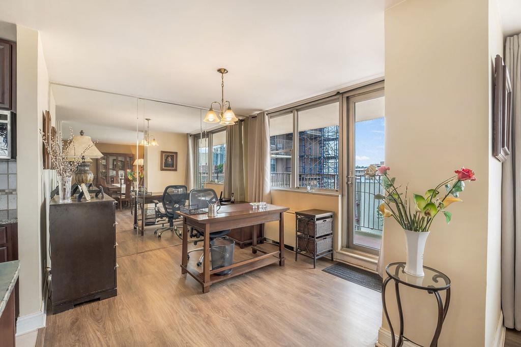 property viewer photo 16