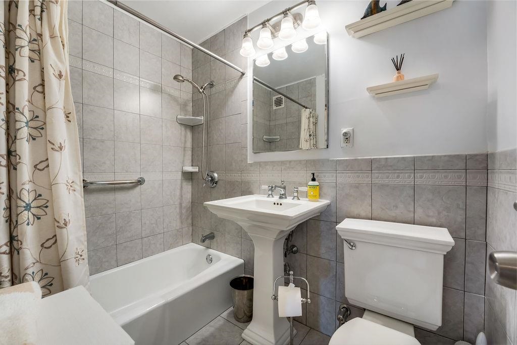 property viewer photo 23