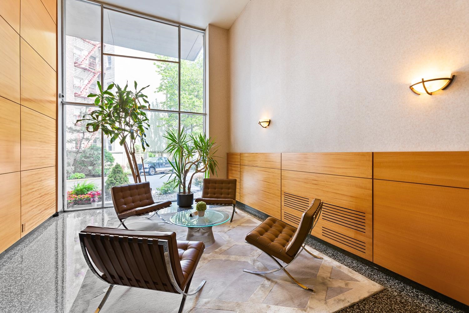 property viewer photo 25