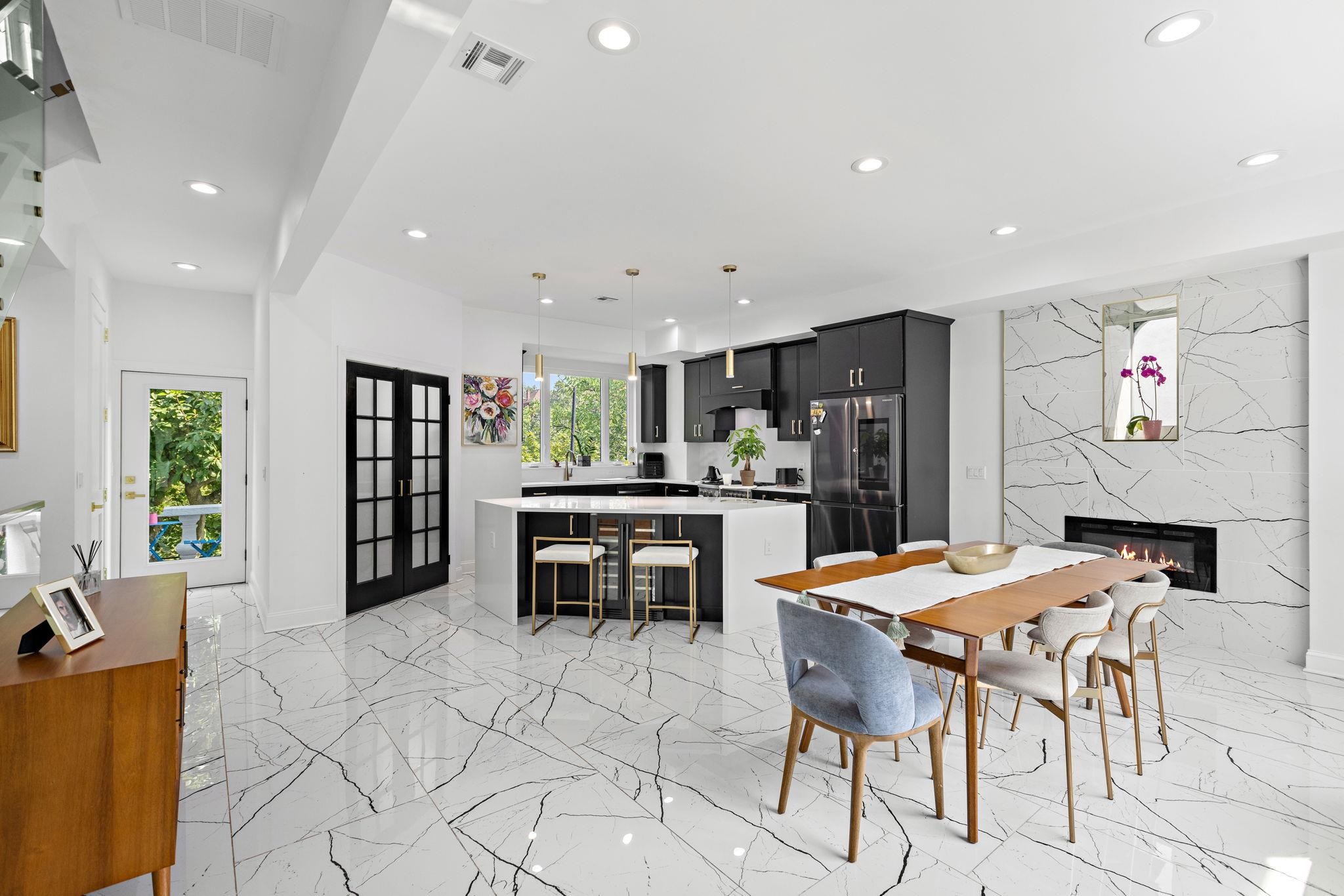 property viewer photo 16