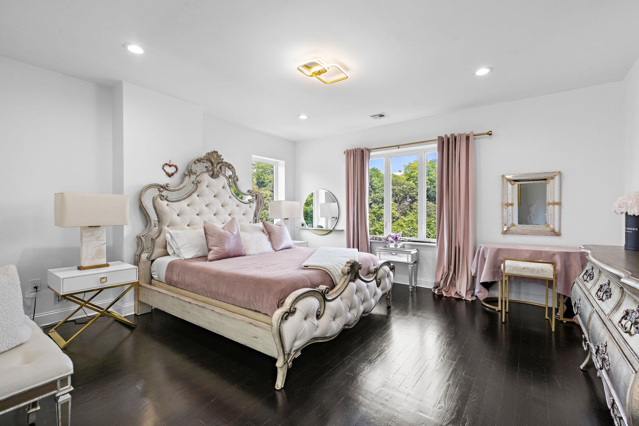 property viewer photo 34