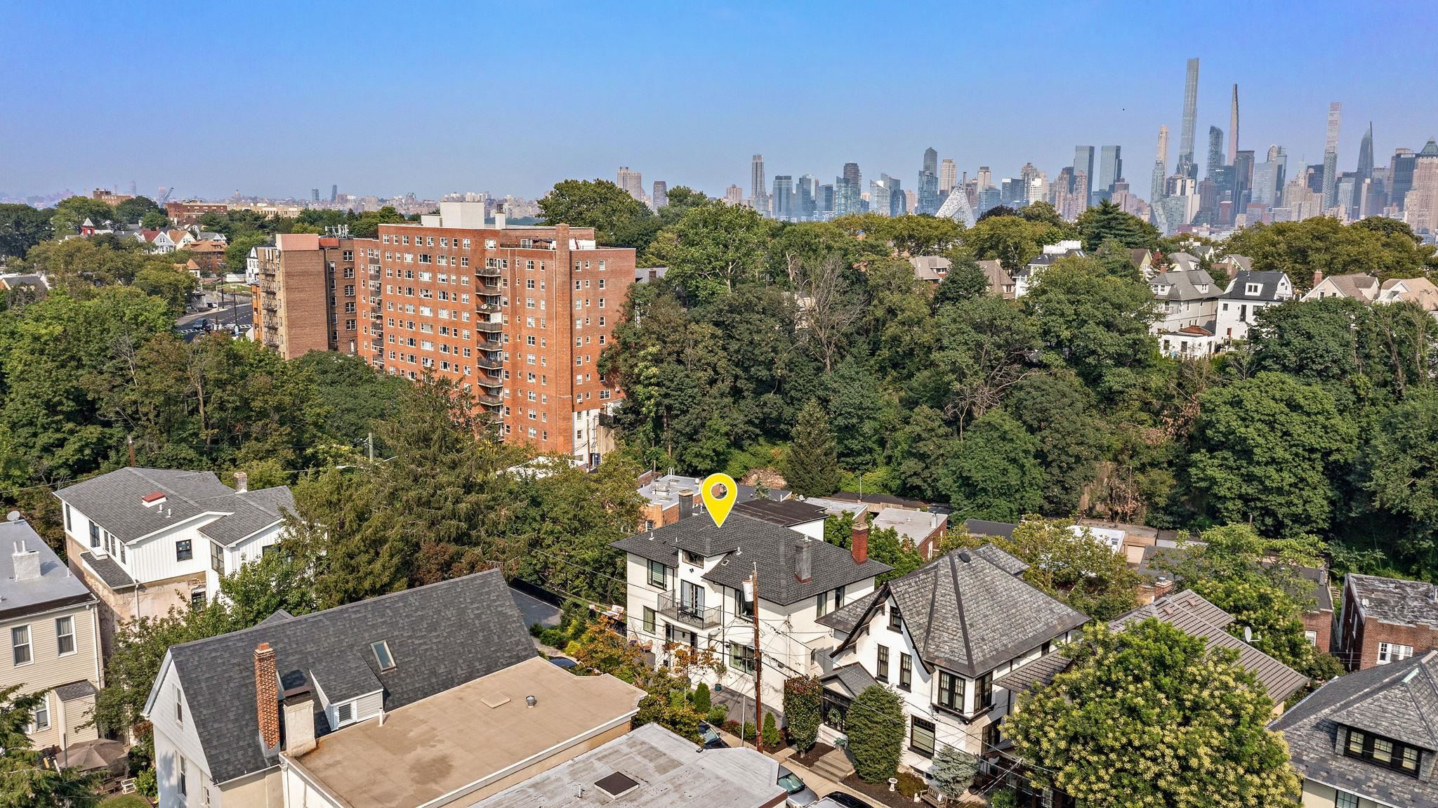 property viewer photo 4