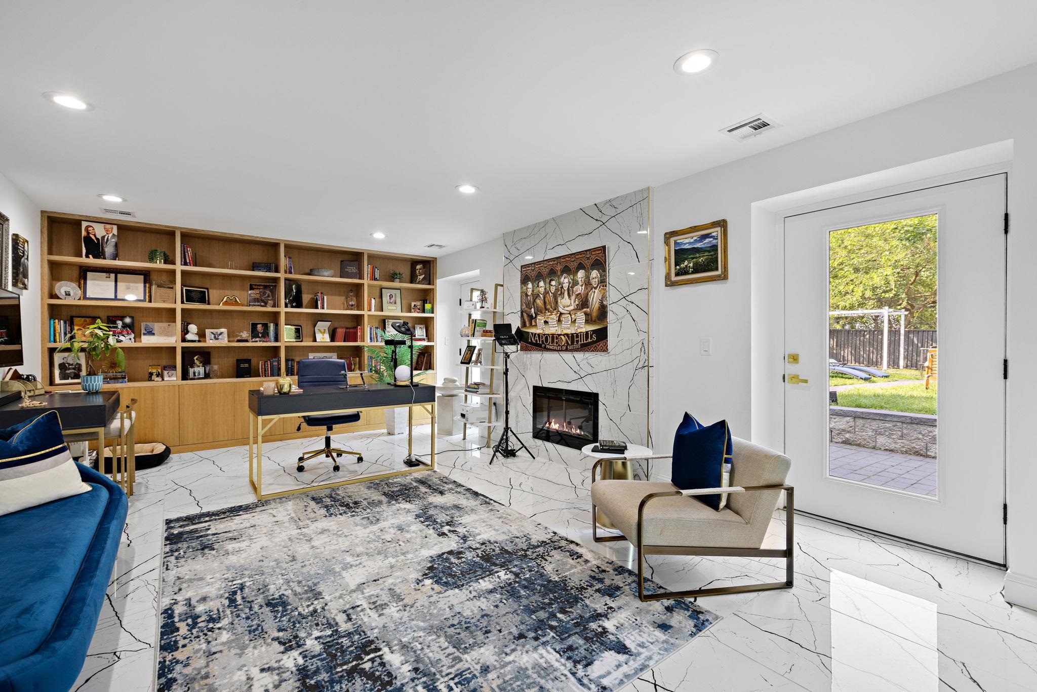 property viewer photo 44