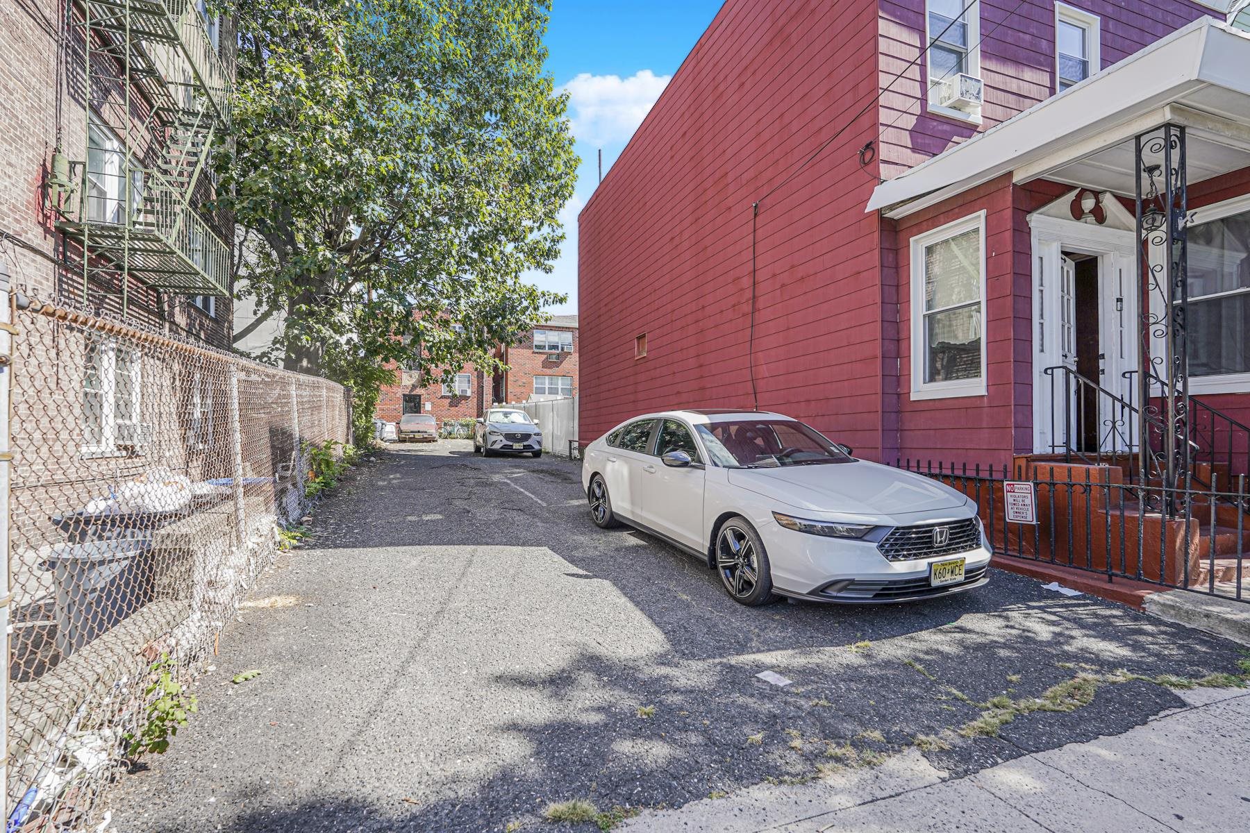 property viewer photo 10