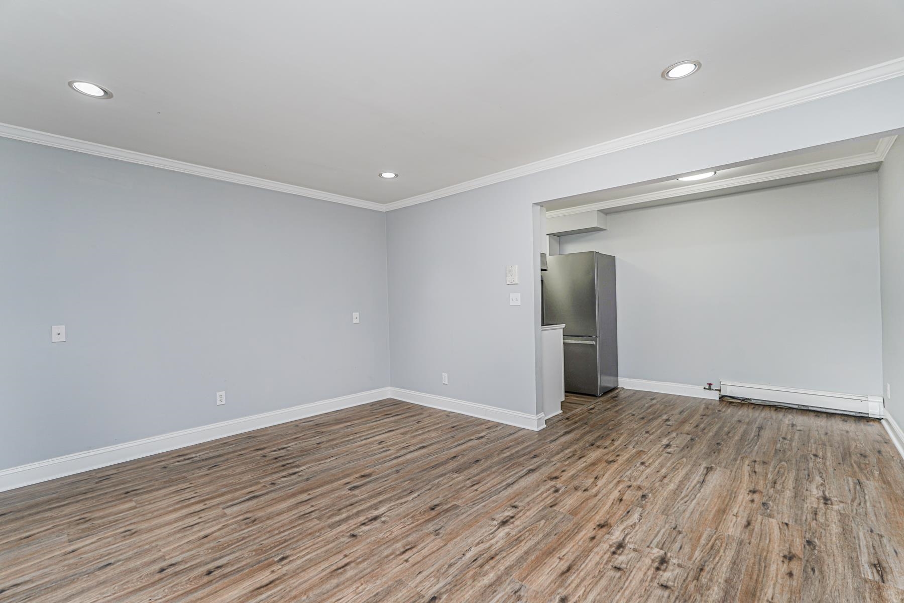 property viewer photo 11