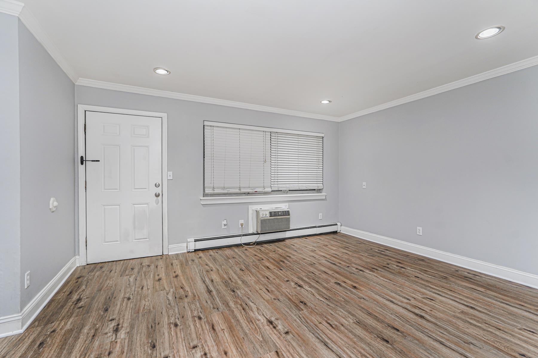 property viewer photo 12