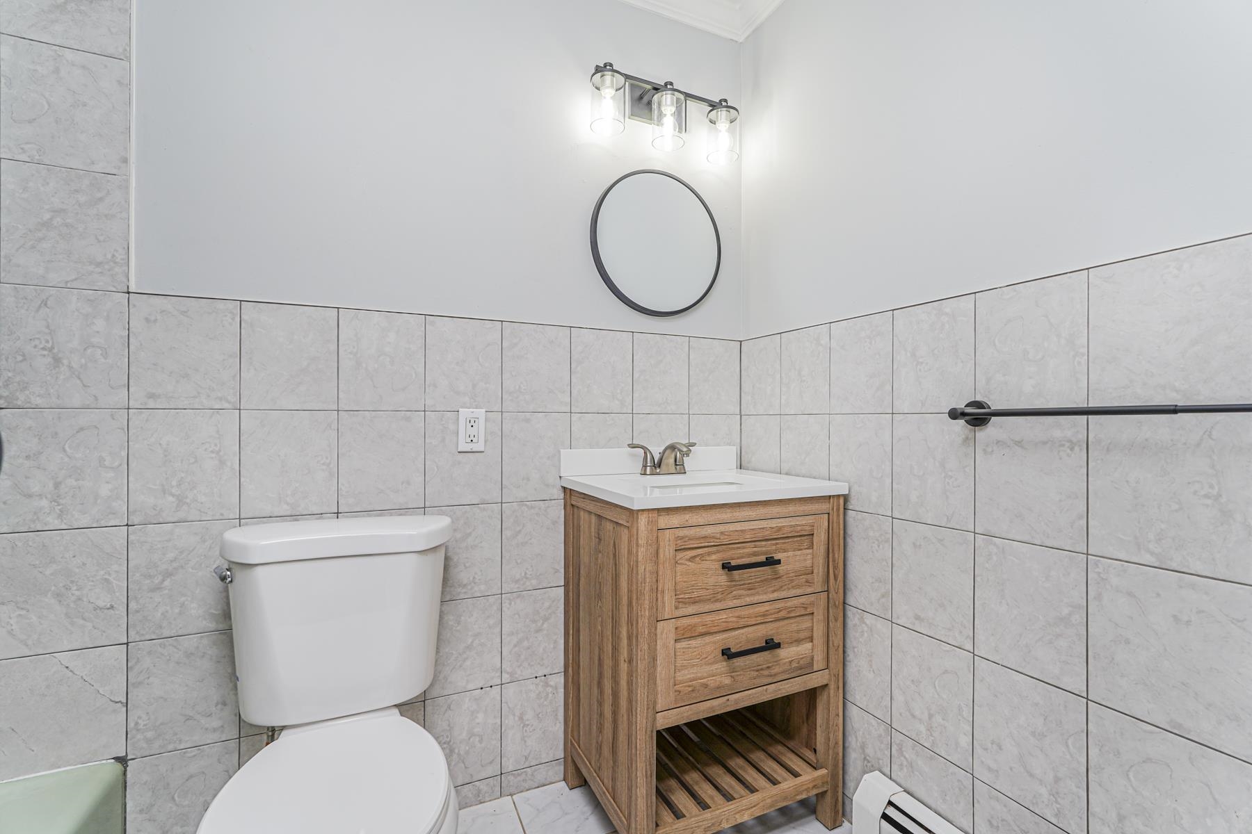 property viewer photo 7