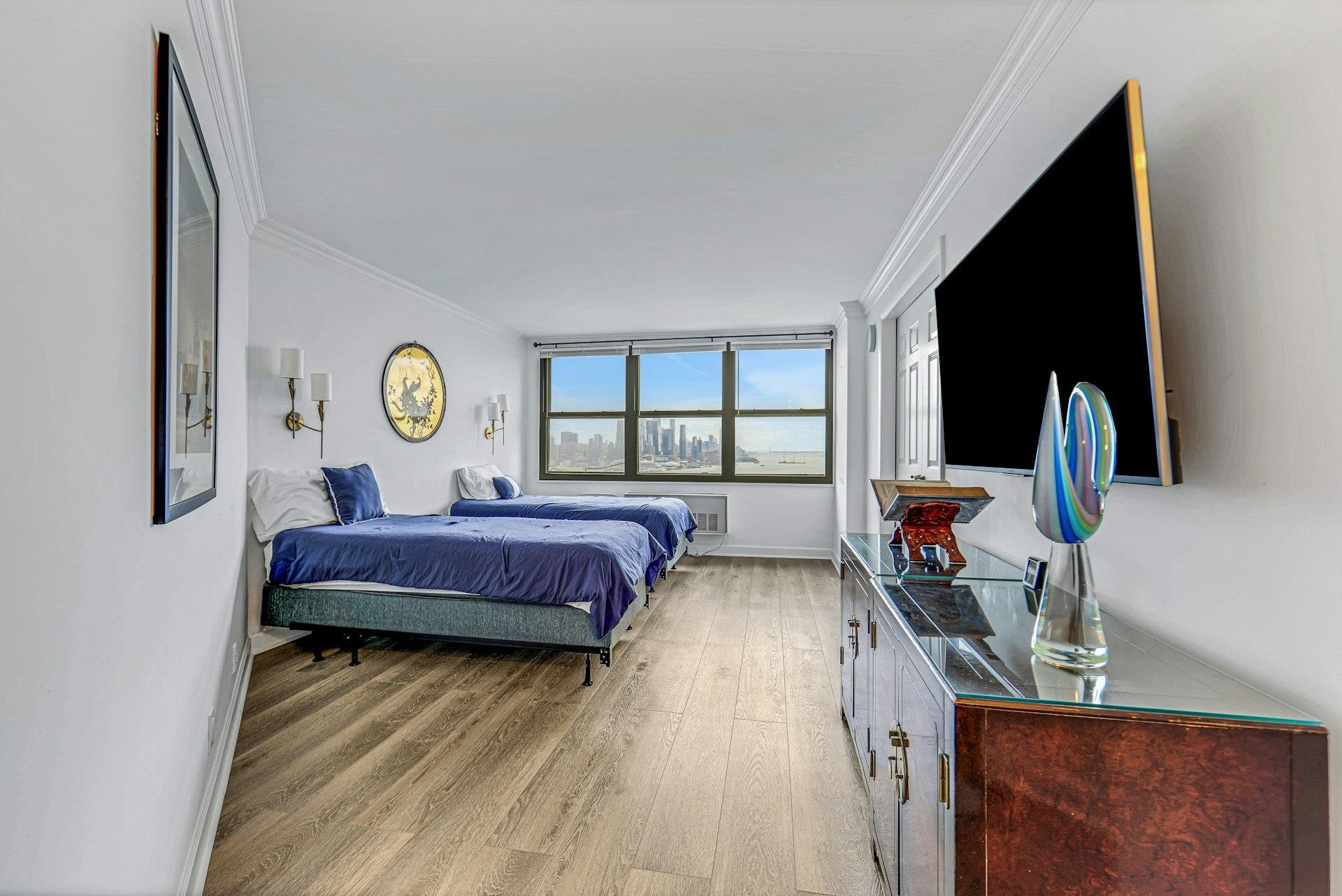 property viewer photo 18