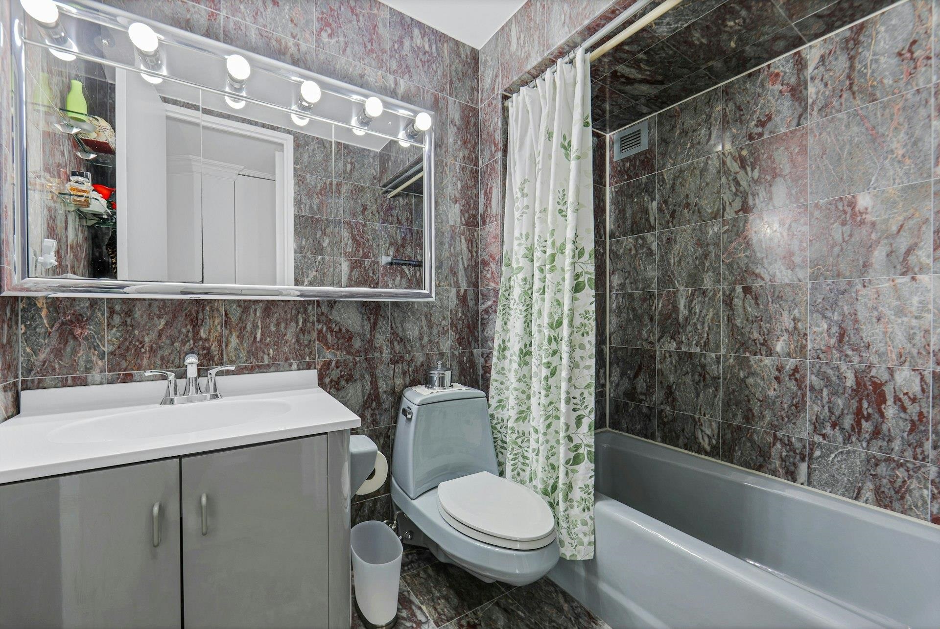 property viewer photo 20