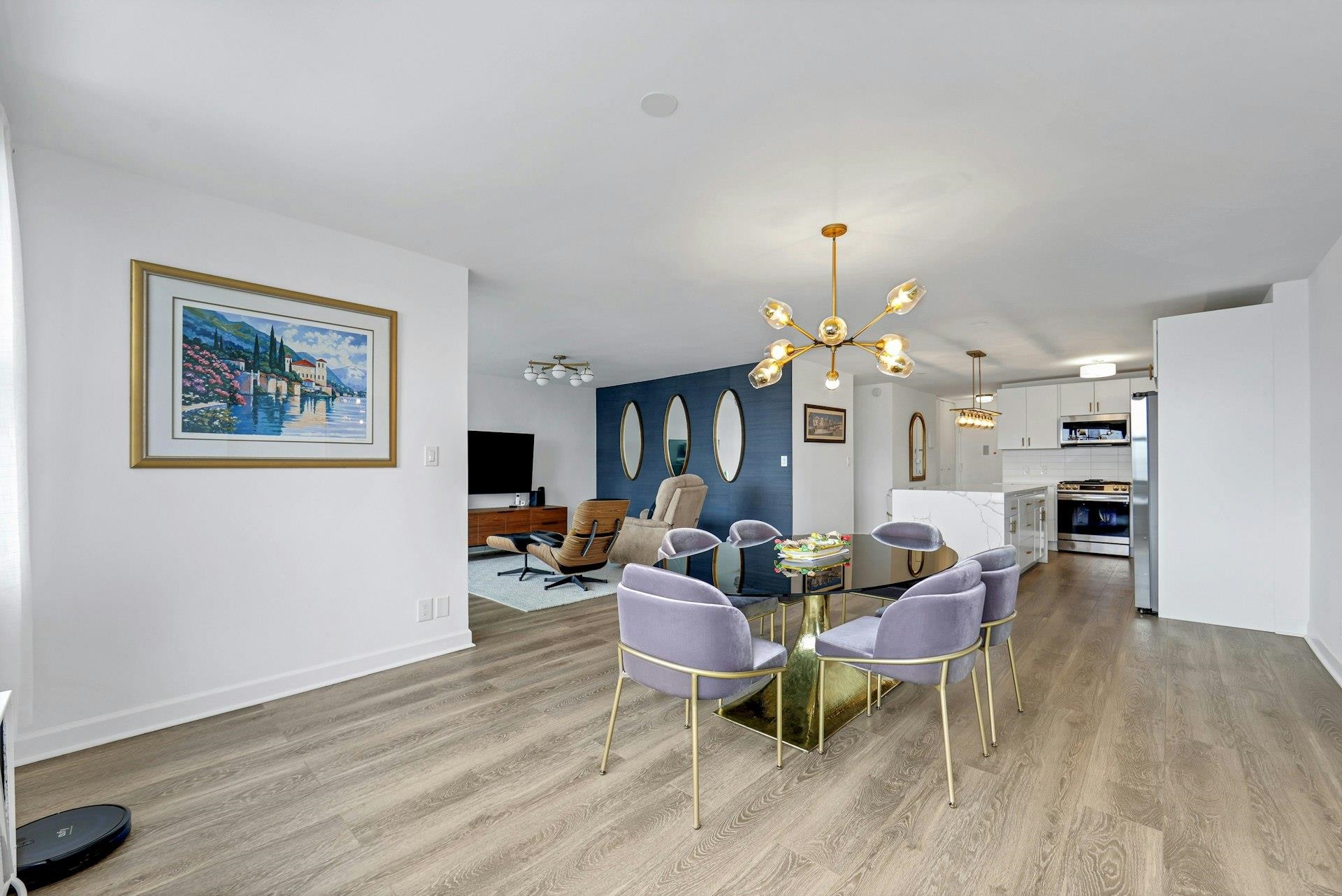 property viewer photo 9