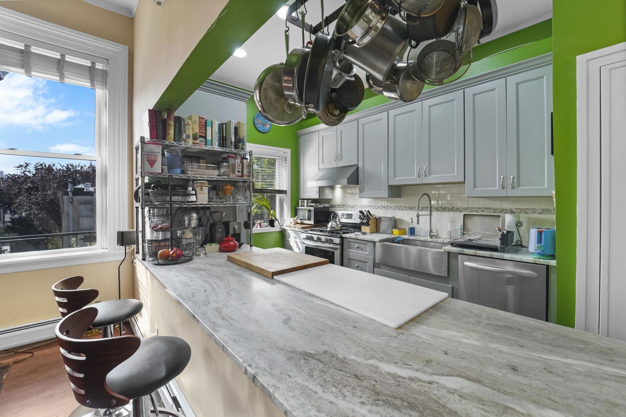 main property photo 0