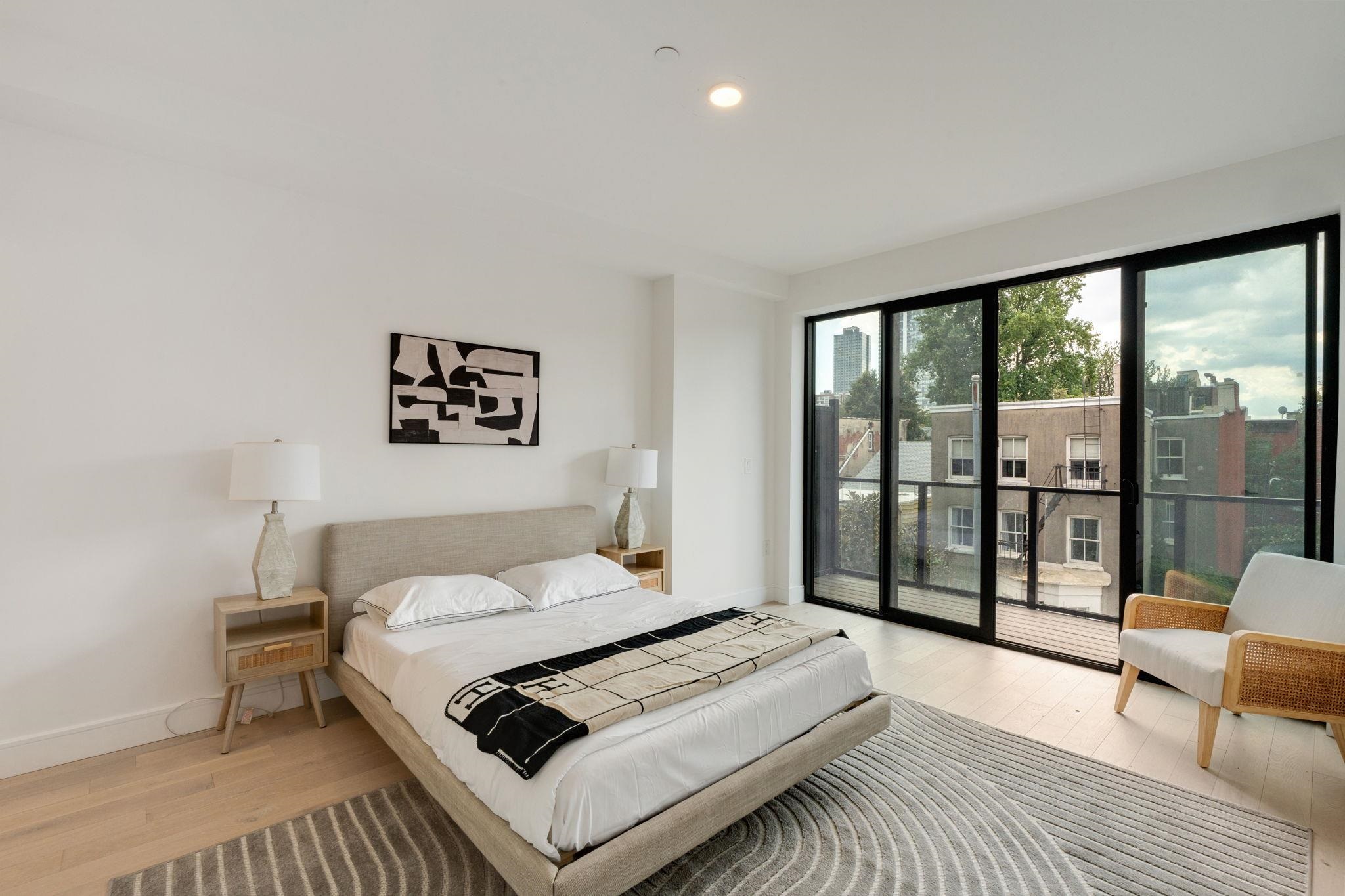 property viewer photo 13