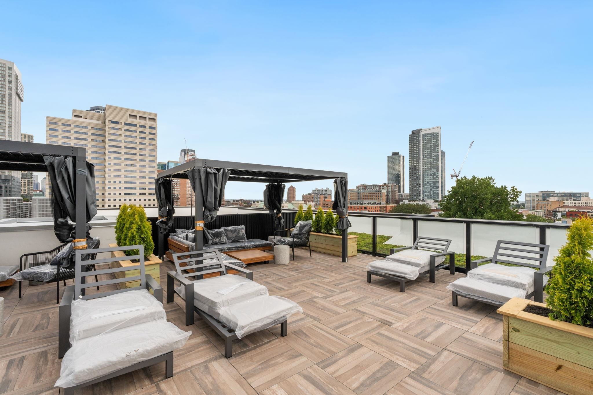 property viewer photo 31