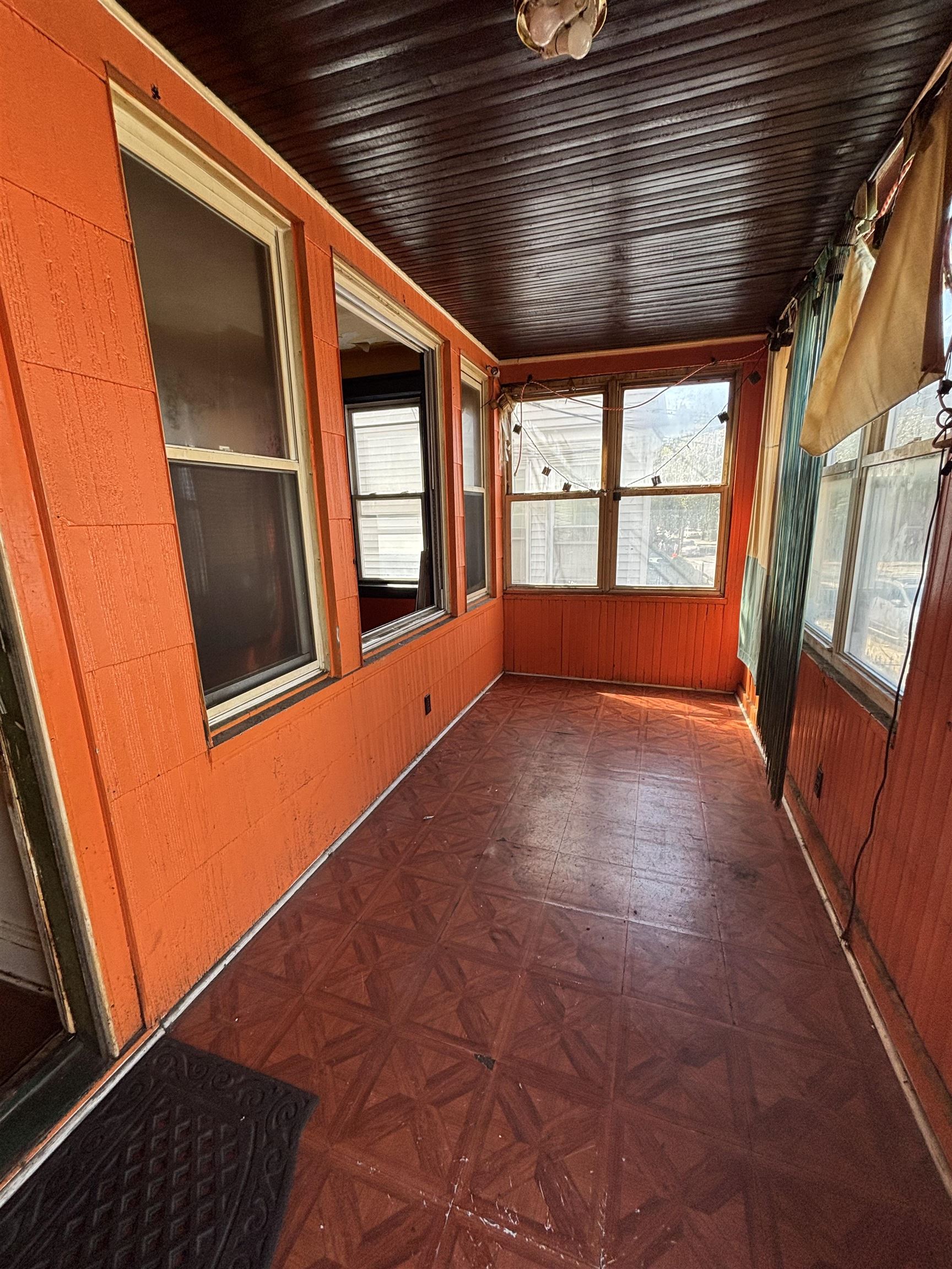 property viewer photo 1