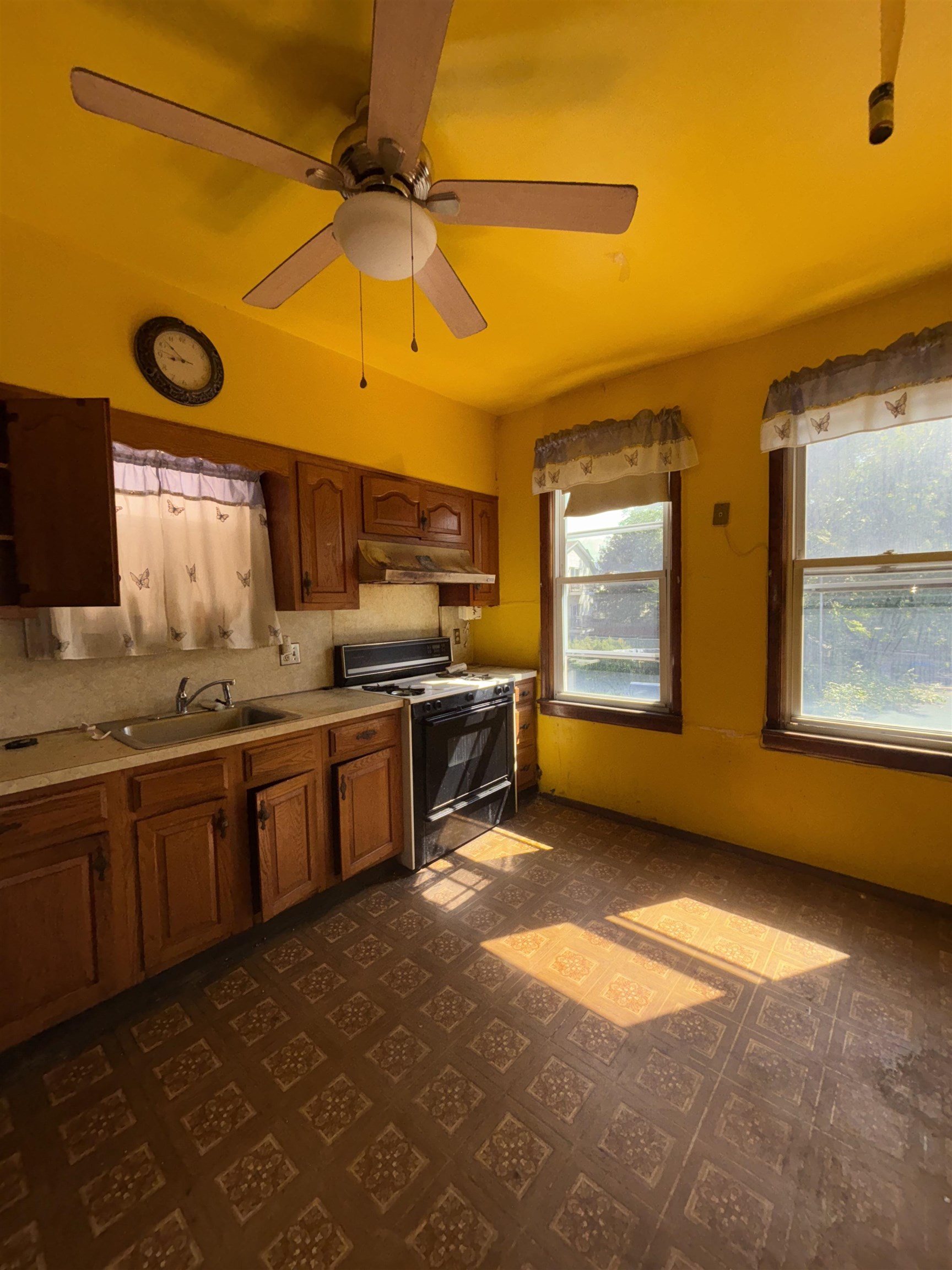 property viewer photo 13