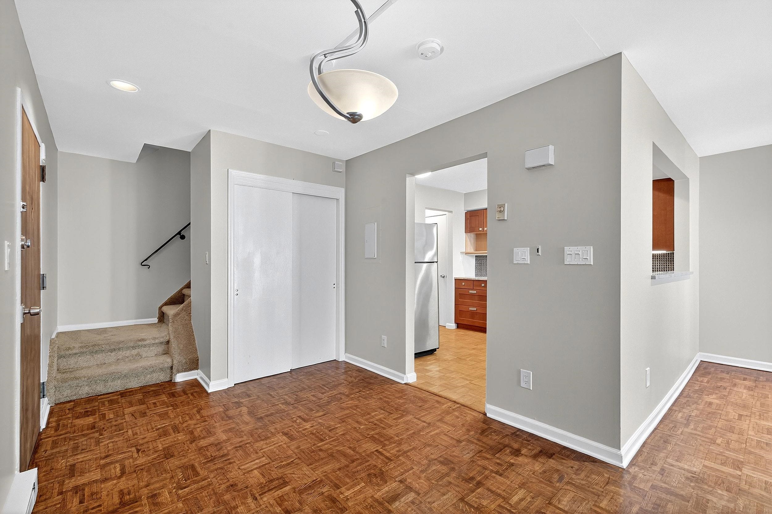property viewer photo 5