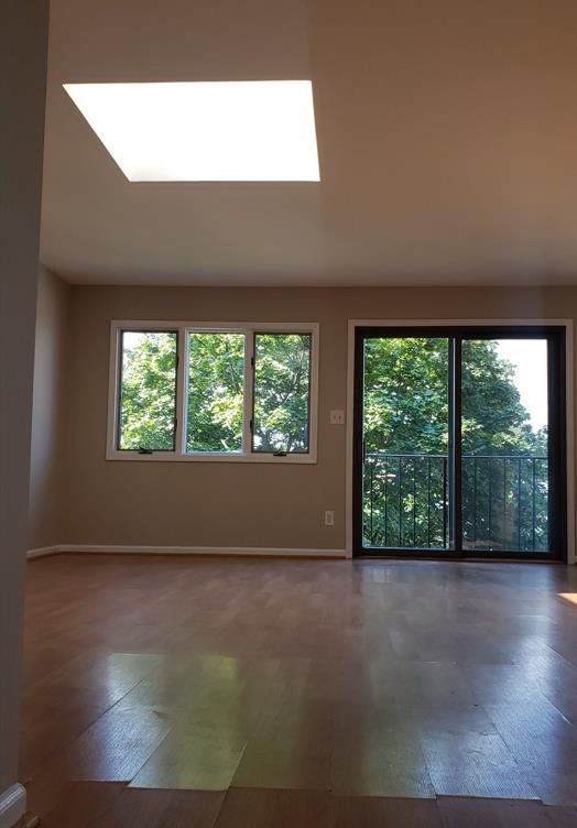 property viewer photo 3