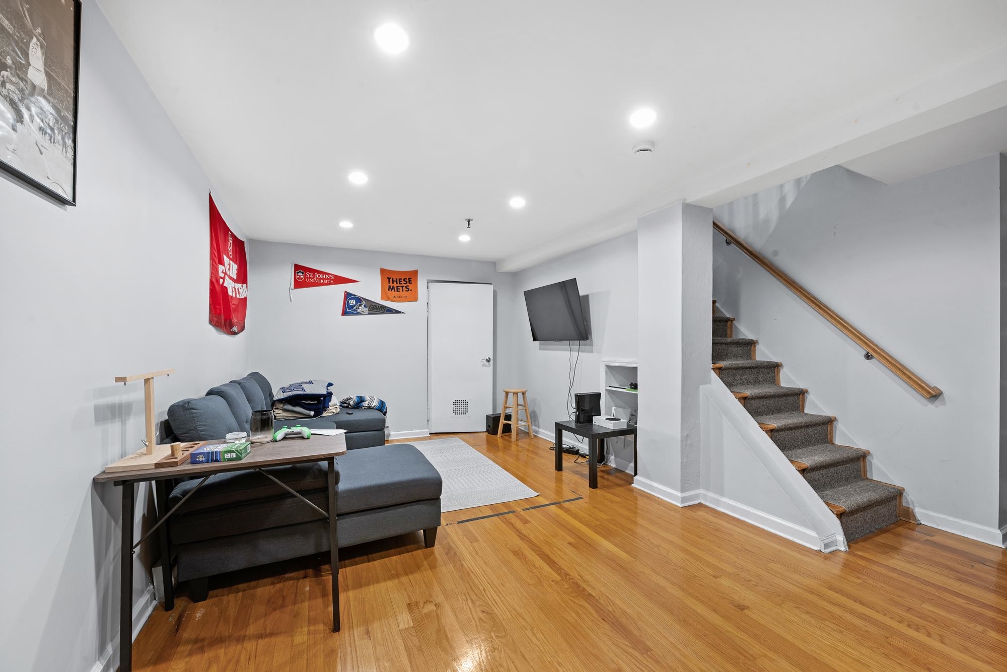 property viewer photo 6