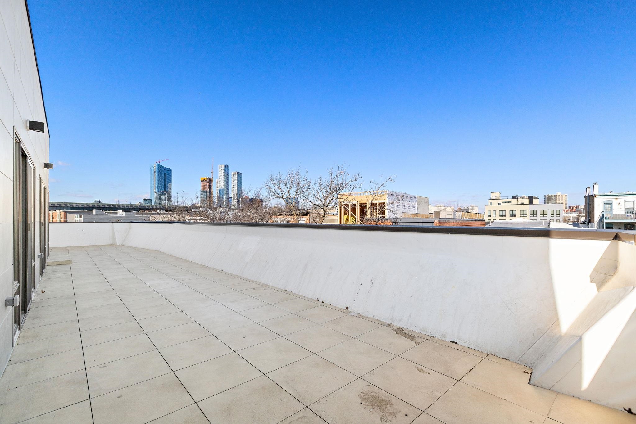 property viewer photo 10