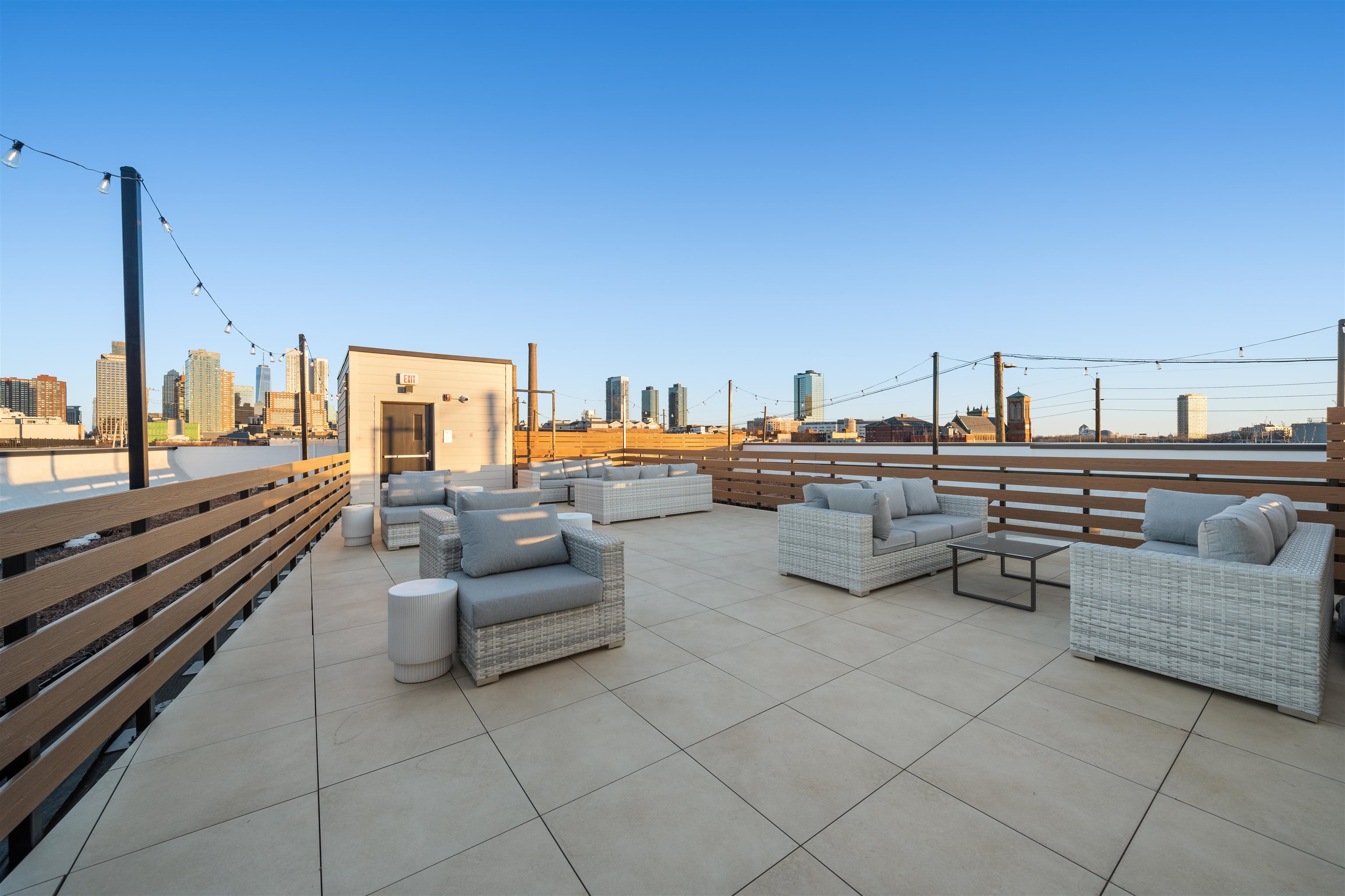 property viewer photo 15