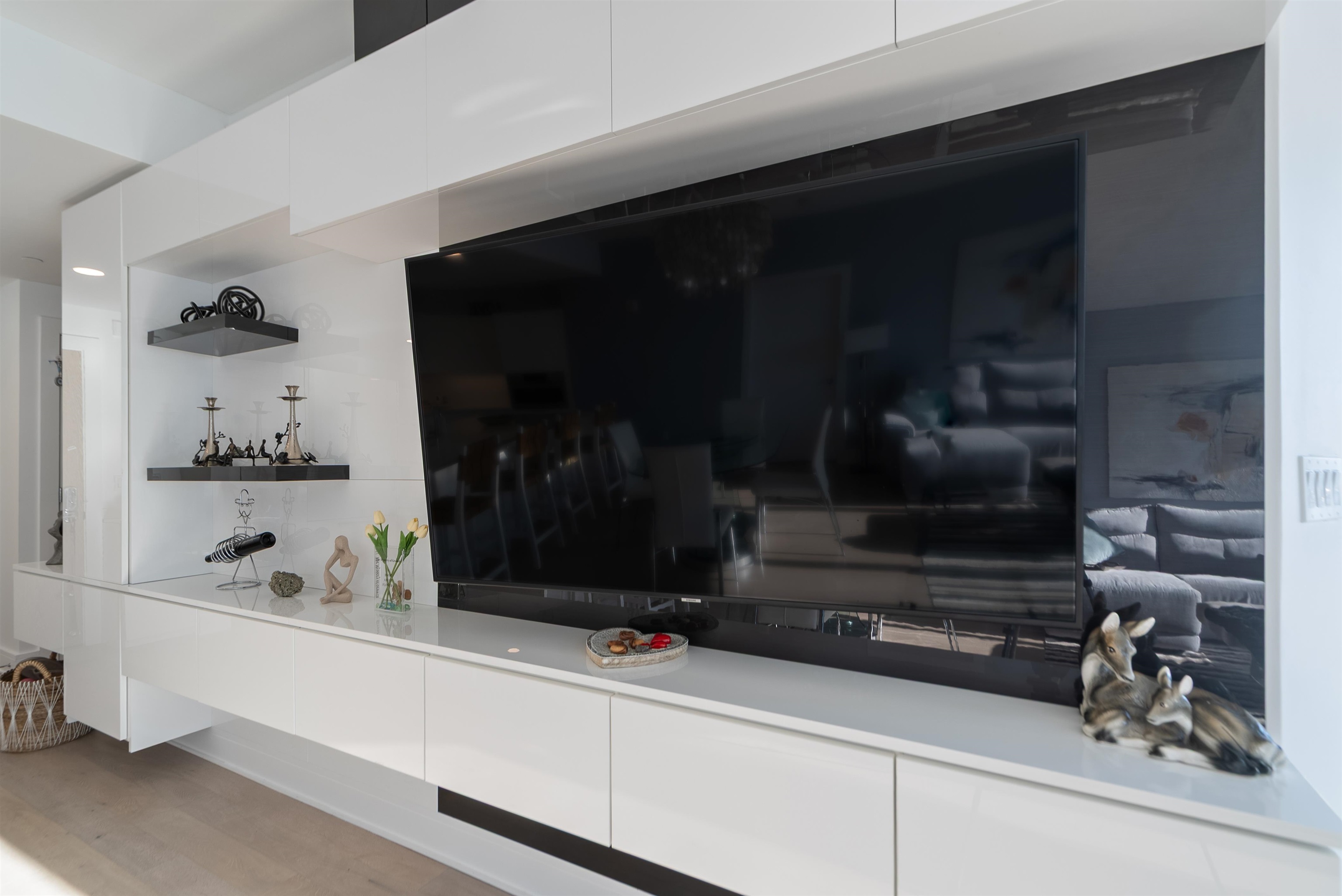 property viewer photo 6