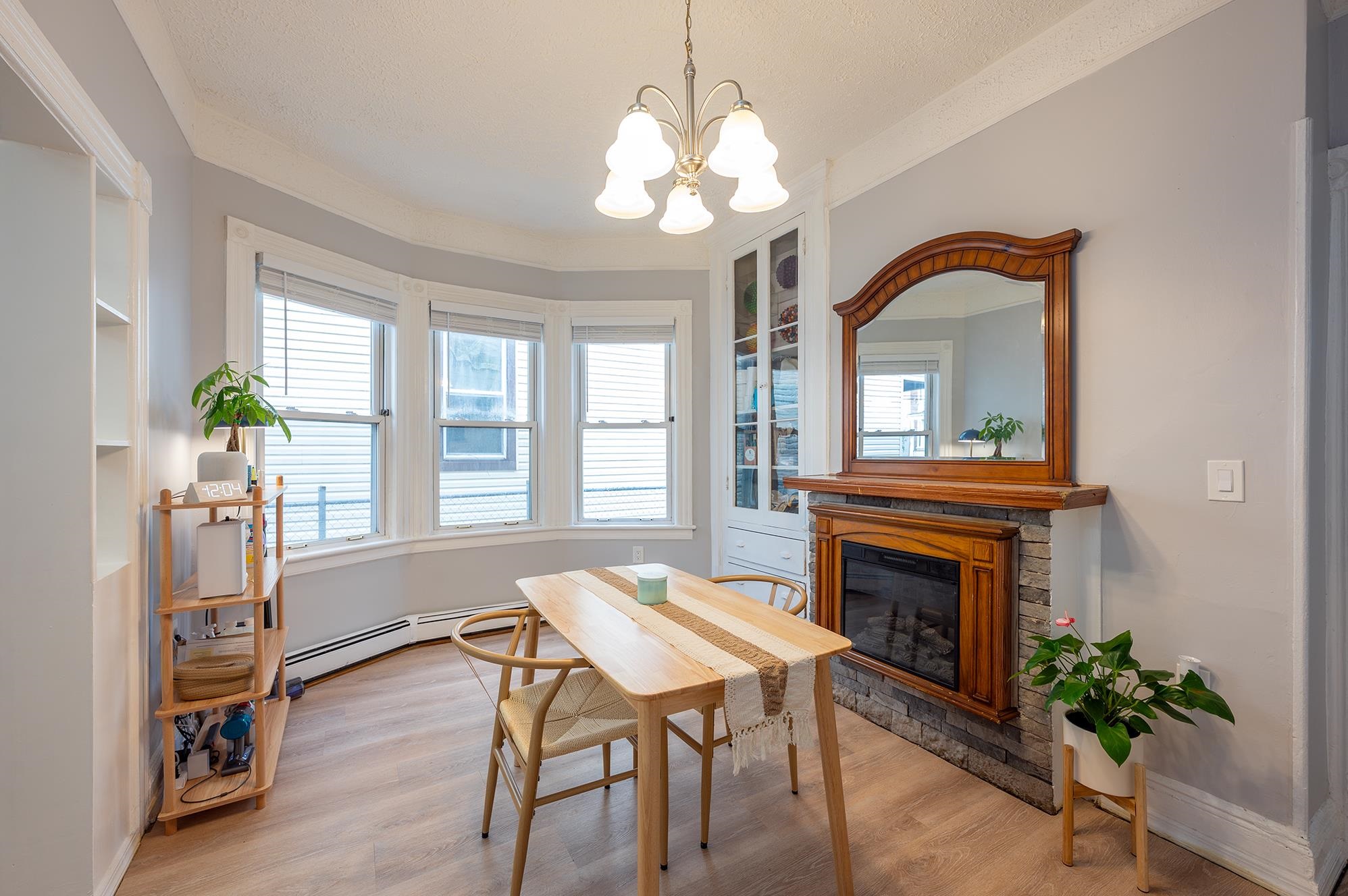 property viewer photo 3