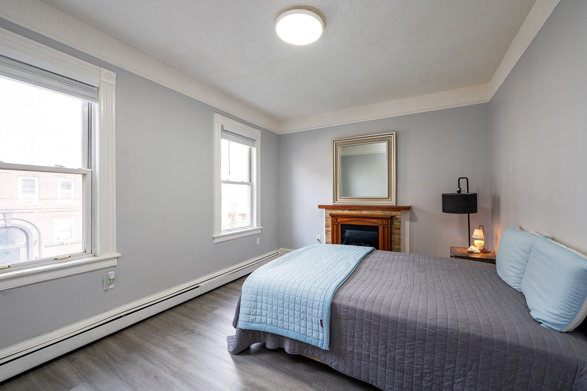 property viewer photo 7